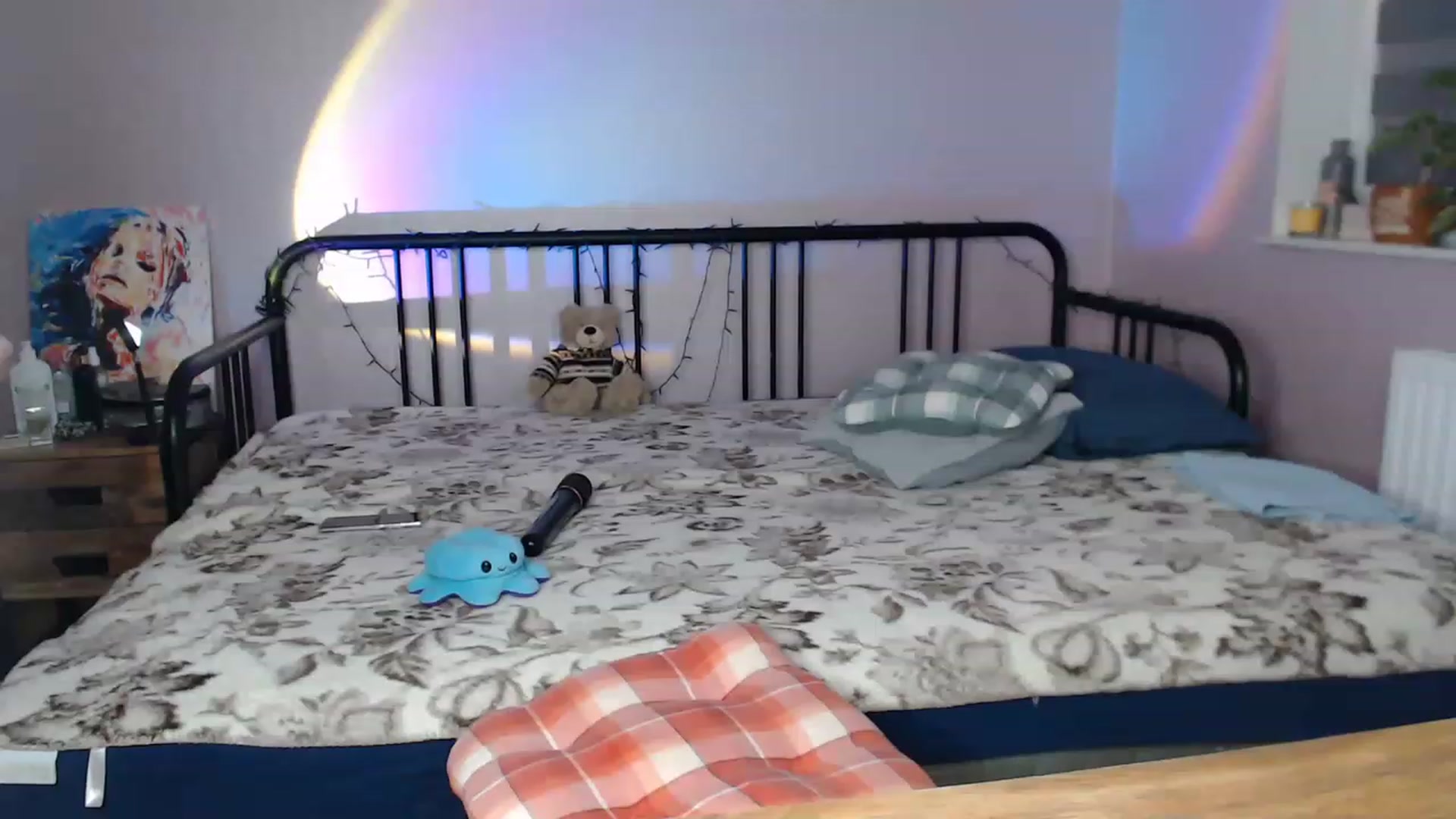 Gallery image thumbnail from Li_lit's myfreecams stream on, 03/11/2023, 23:42 image 8 of 20