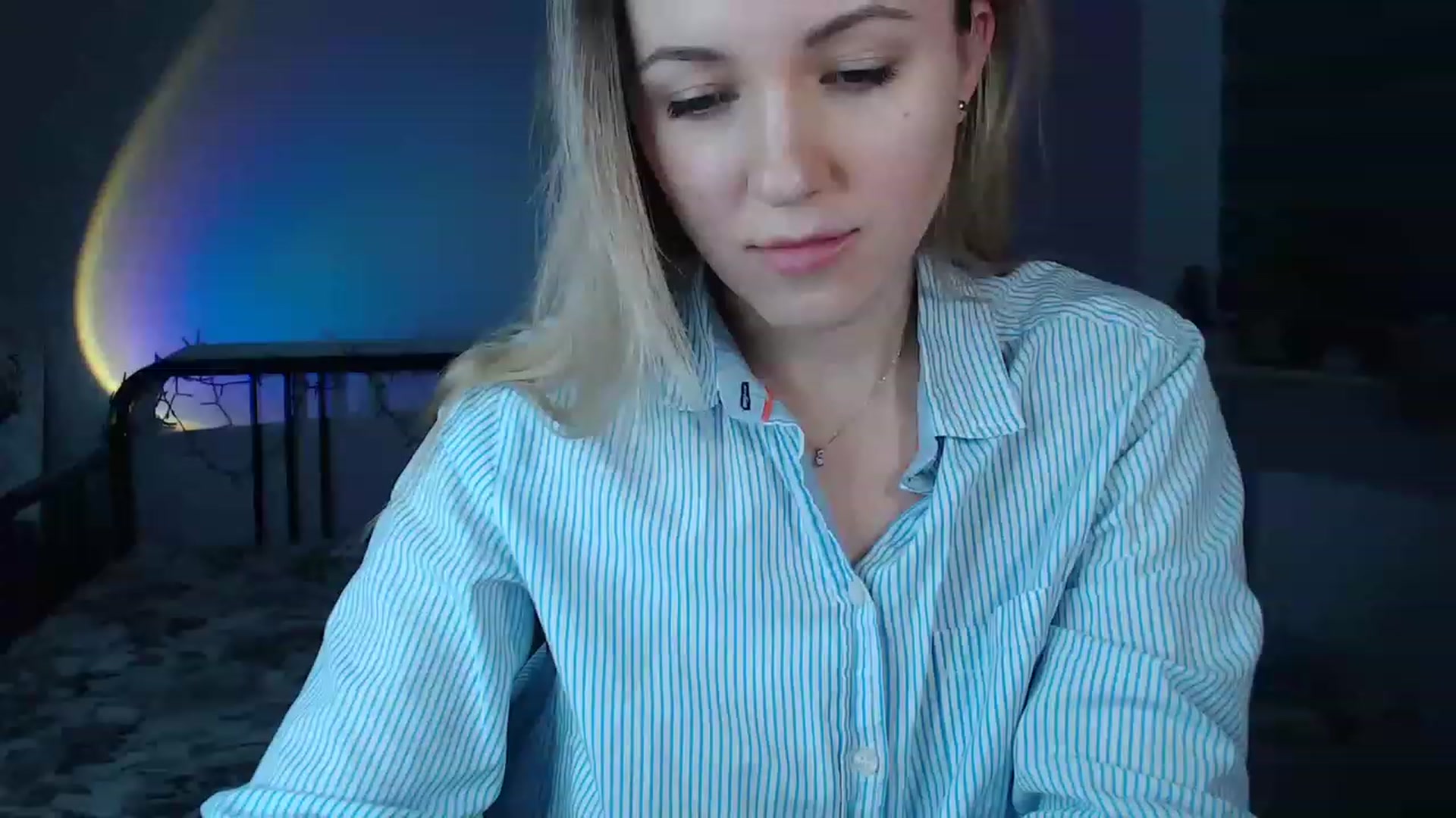 Gallery image thumbnail from Li_lit's myfreecams stream on, 03/16/2023, 23:21 image 1 of 20