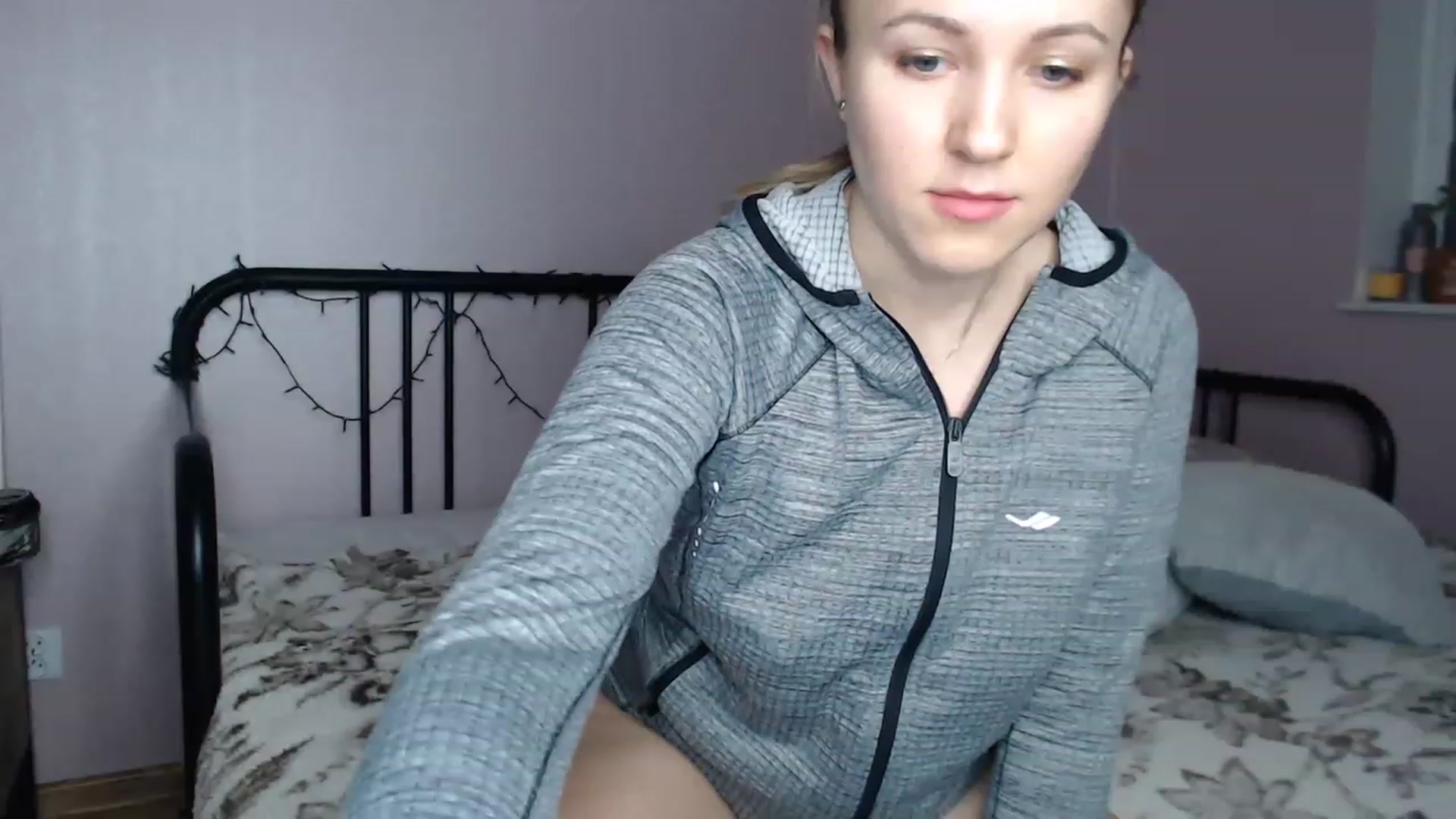 Gallery image thumbnail from Li_lit's myfreecams stream on, 03/26/2023, 24:53 image 19 of 20