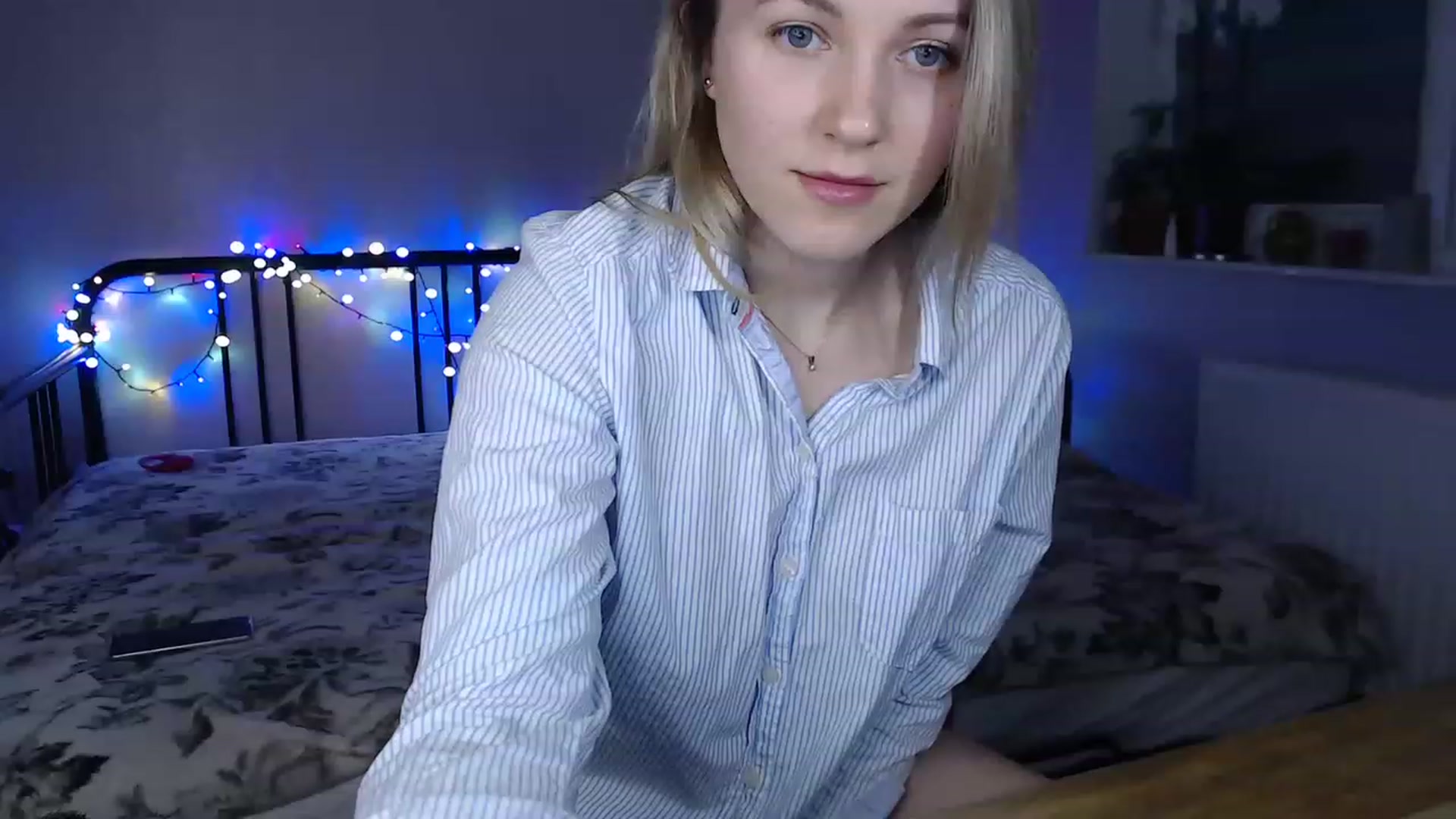Gallery image thumbnail from Li_lit's myfreecams stream on, 04/17/2023, 22:17 image 2 of 20