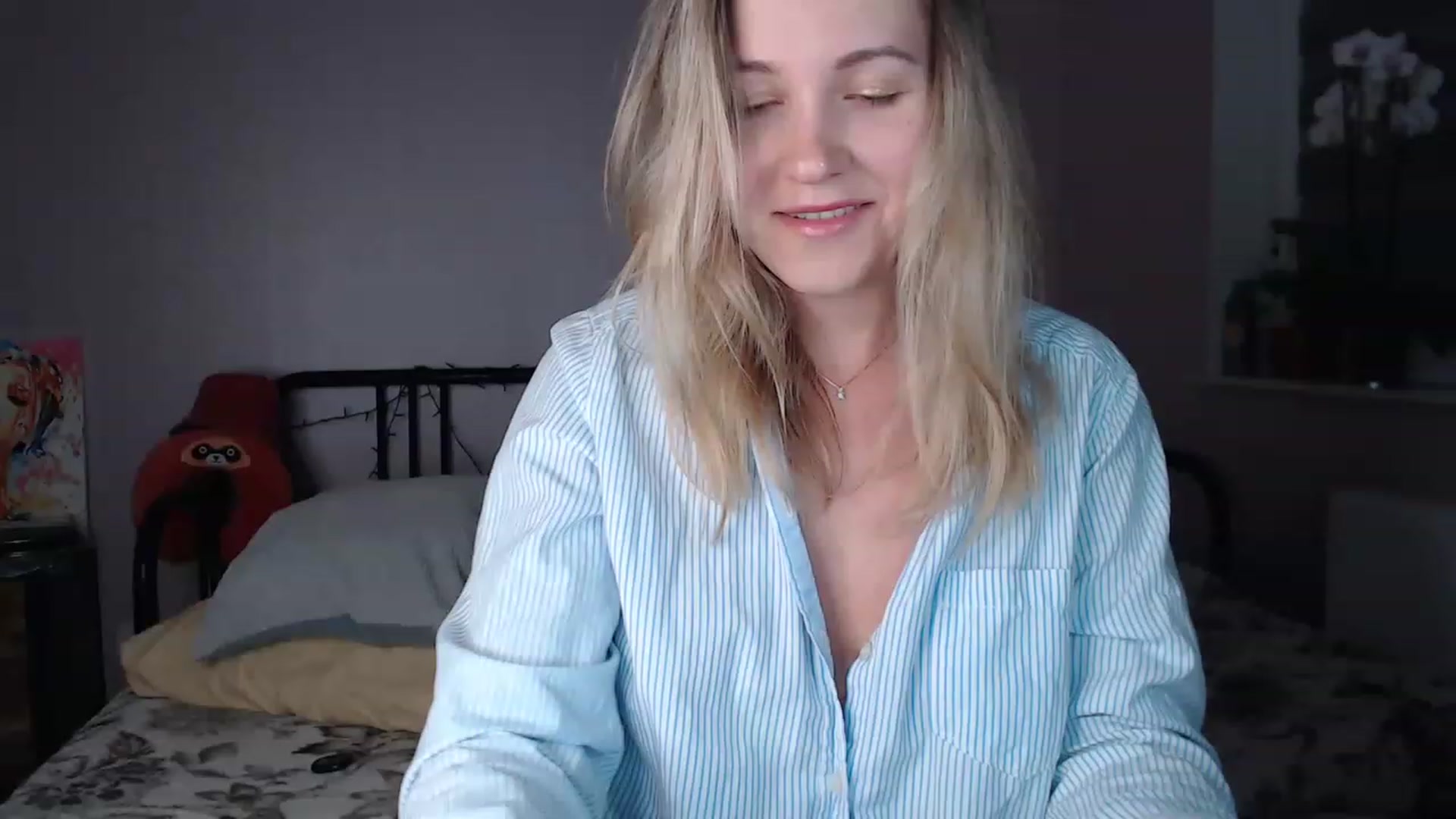 Gallery image thumbnail from Li_lit's myfreecams stream on, 05/23/2023, 21:52 image 1 of 20