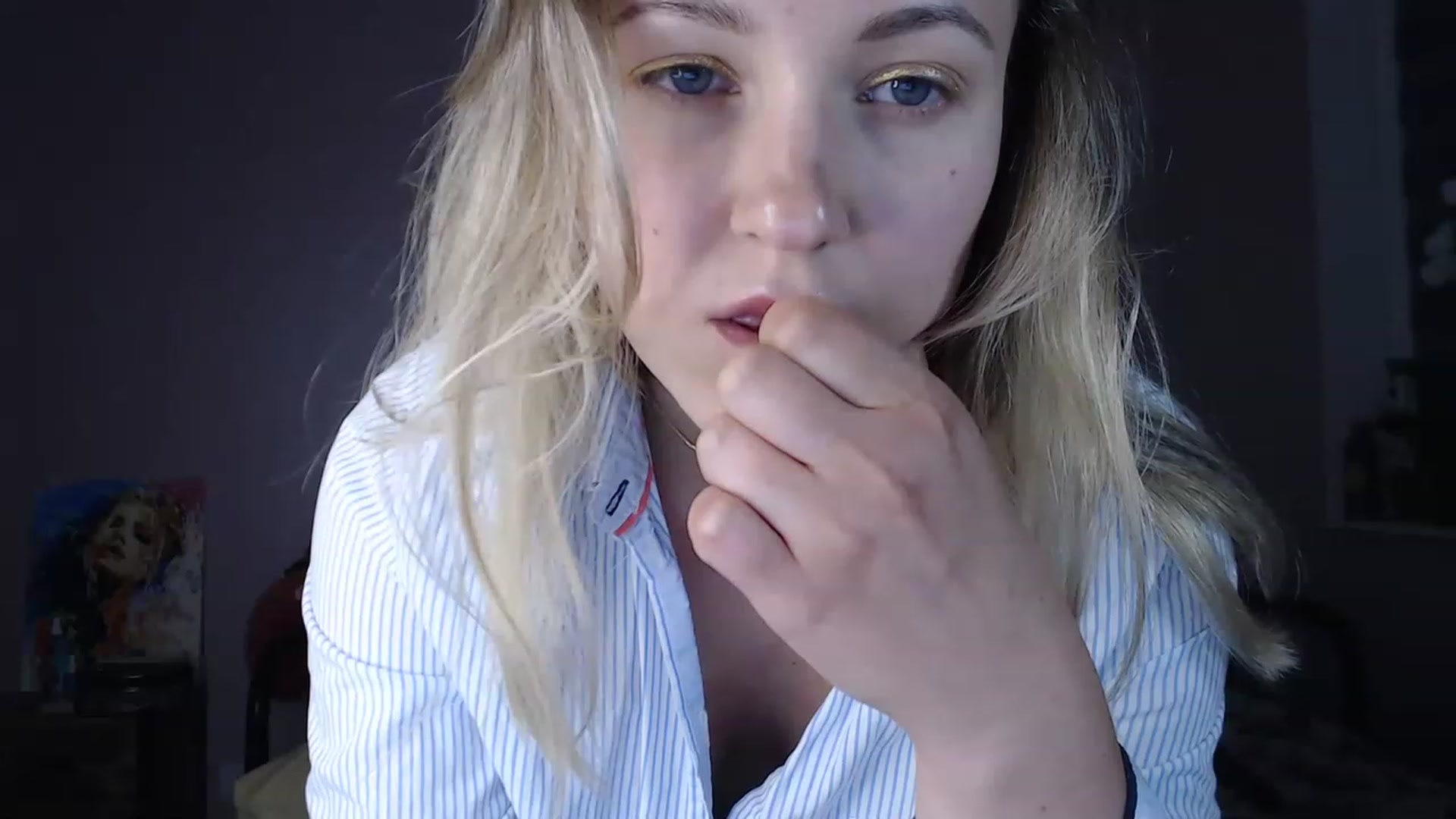 Gallery image thumbnail from Li_lit's myfreecams stream on, 05/23/2023, 21:52 image 18 of 20
