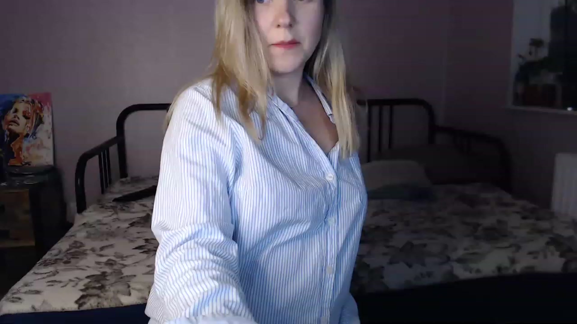 Gallery image thumbnail from Li_lit's myfreecams stream on, 06/04/2023, 22:41 image 6 of 20