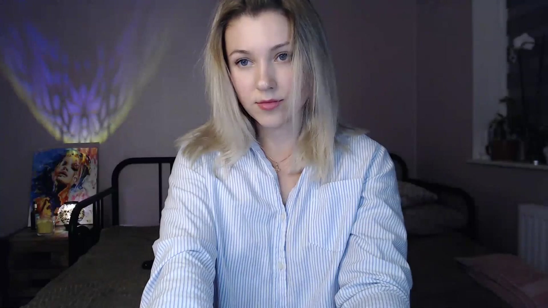 Gallery image thumbnail from Li_lit's myfreecams stream on, 07/14/2023, 23:20 image 5 of 20