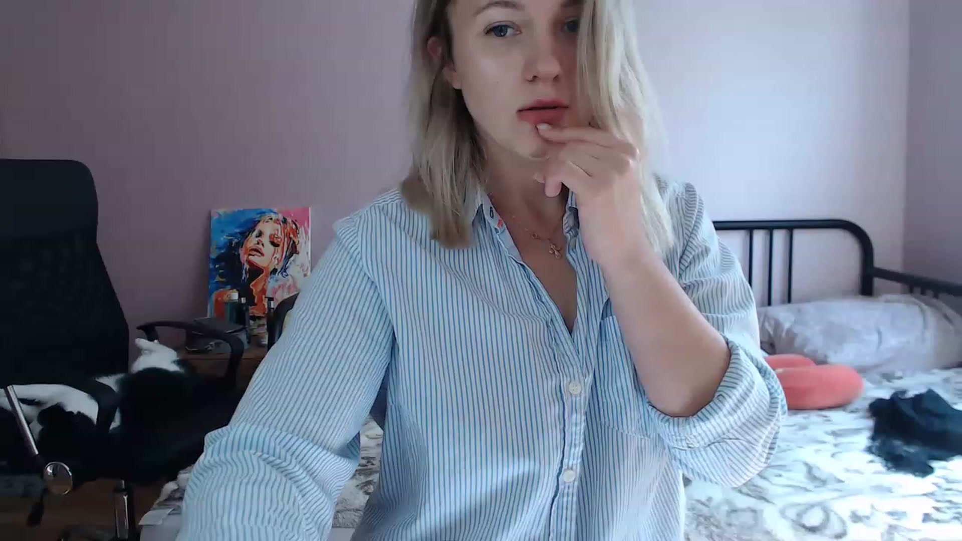 Gallery image thumbnail from Li_lit's myfreecams stream on, 07/18/2023, 14:13 image 8 of 20