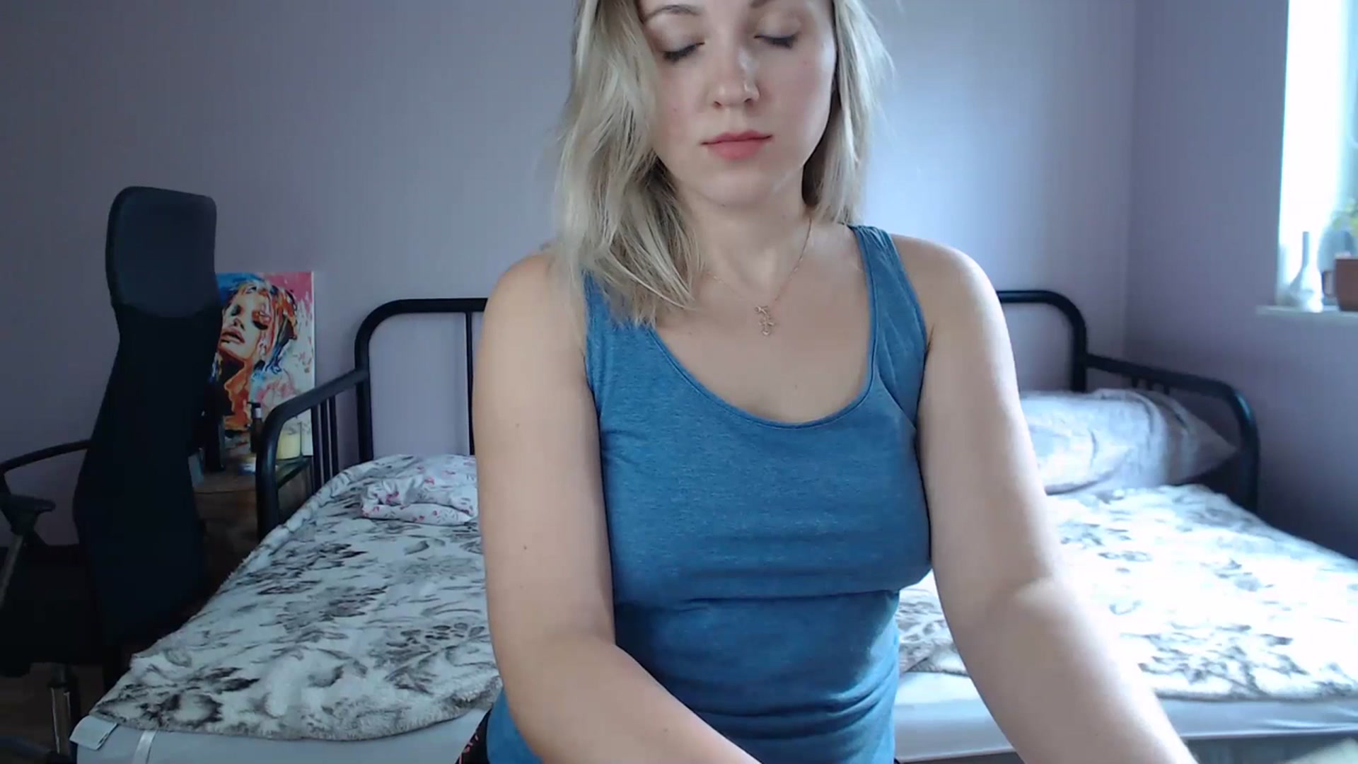 Gallery image thumbnail from Li_lit's myfreecams stream on, 07/18/2023, 16:37 image 10 of 20