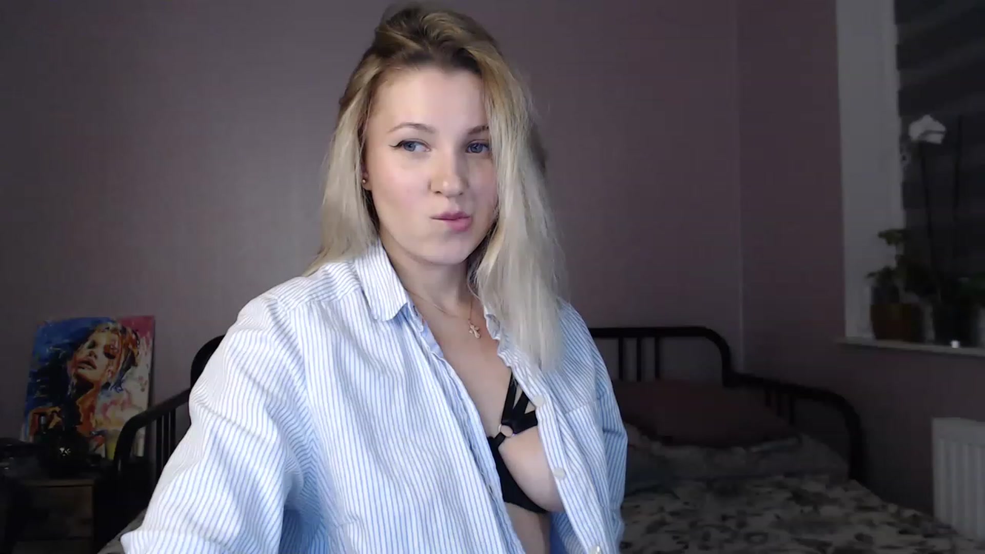 Gallery image thumbnail from Li_lit's myfreecams stream on, 07/25/2023, 21:59 image 5 of 20