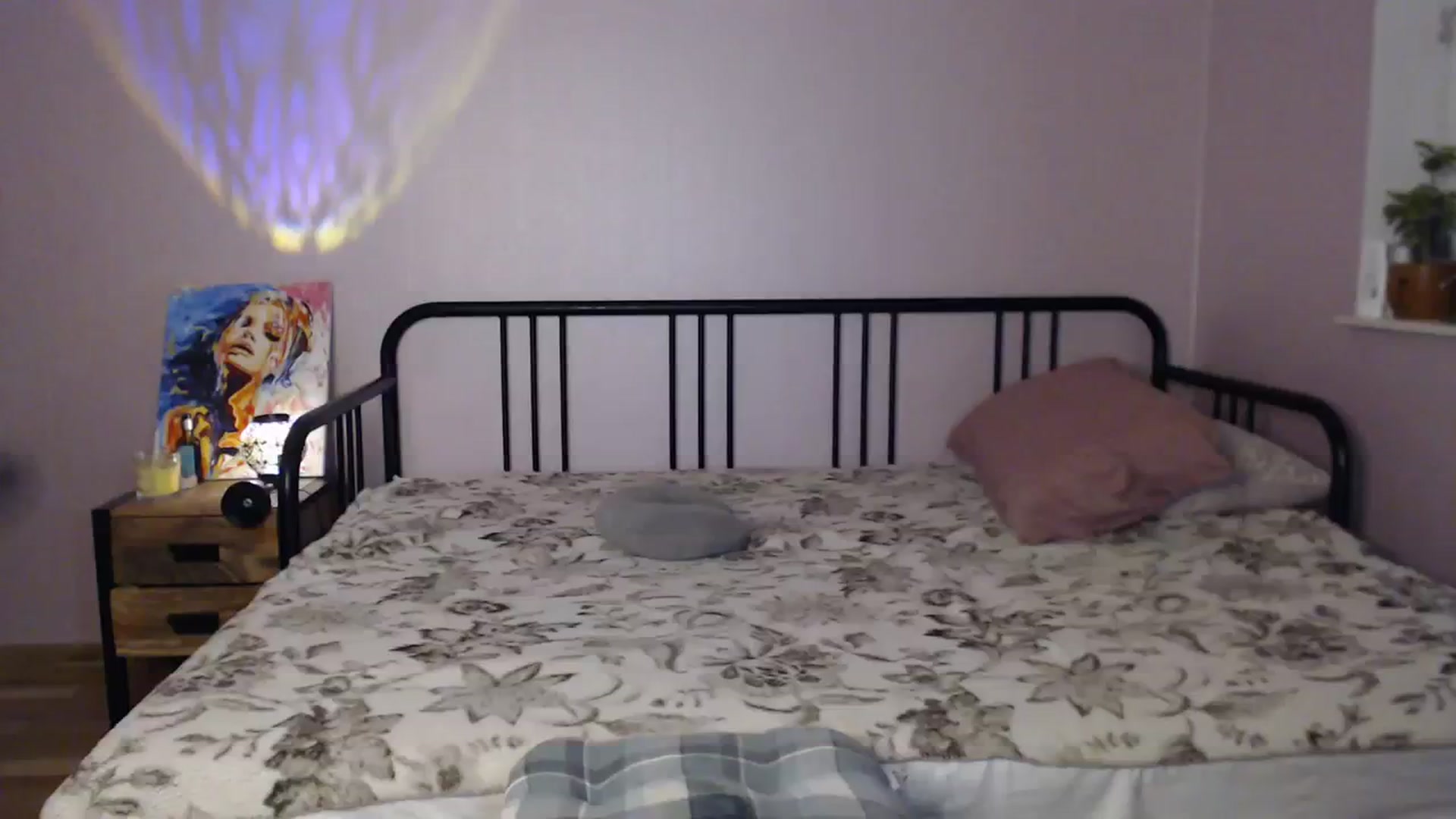 Gallery image thumbnail from Li_lit's myfreecams stream on, 08/21/2023, 22:02 image 20 of 20
