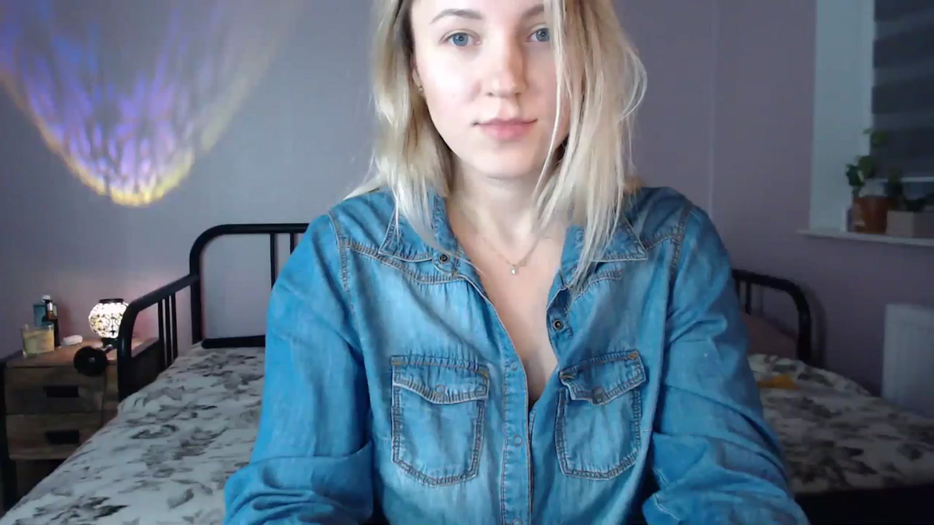 Gallery image thumbnail from Li_lit's myfreecams stream on, 11/22/2023, 24:48 image 7 of 20