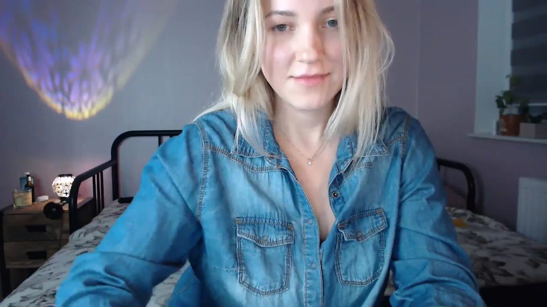 Gallery image thumbnail from Li_lit's myfreecams stream on, 11/22/2023, 24:48 image 8 of 20