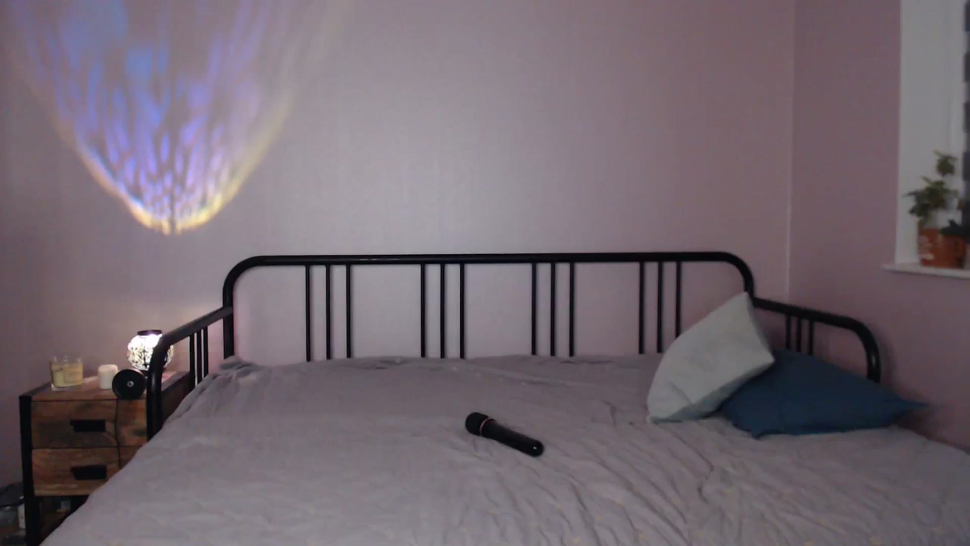 Gallery image thumbnail from Li_lit's myfreecams stream on, 12/01/2023, 01:01 image 19 of 20