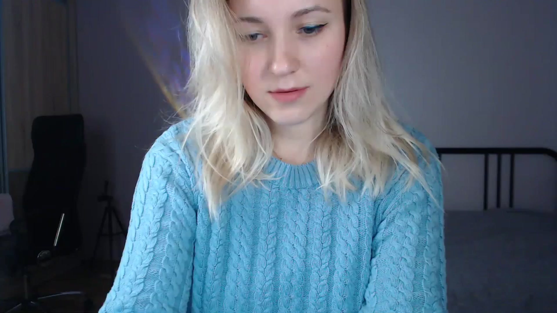 Gallery image thumbnail from Li_lit's myfreecams stream on, 12/02/2023, 24:18 image 20 of 20