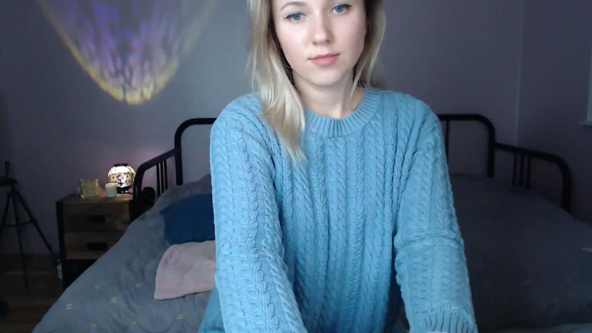 Gallery image thumbnail from Li_lit's myfreecams stream on, 12/02/2023, 01:34 image 16 of 20
