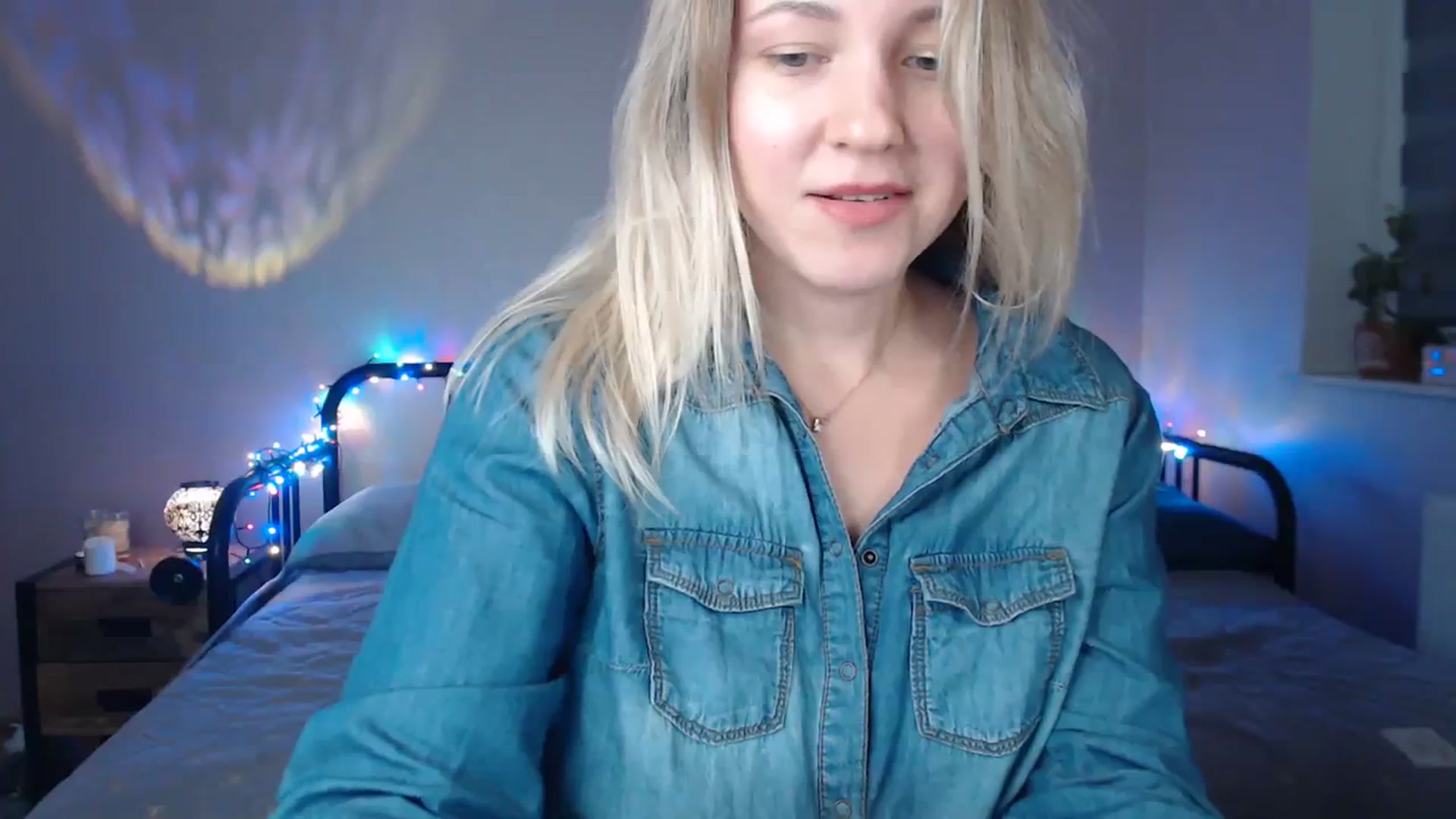 Gallery image thumbnail from Li_lit's myfreecams stream on, 12/04/2023, 01:34 image 3 of 20