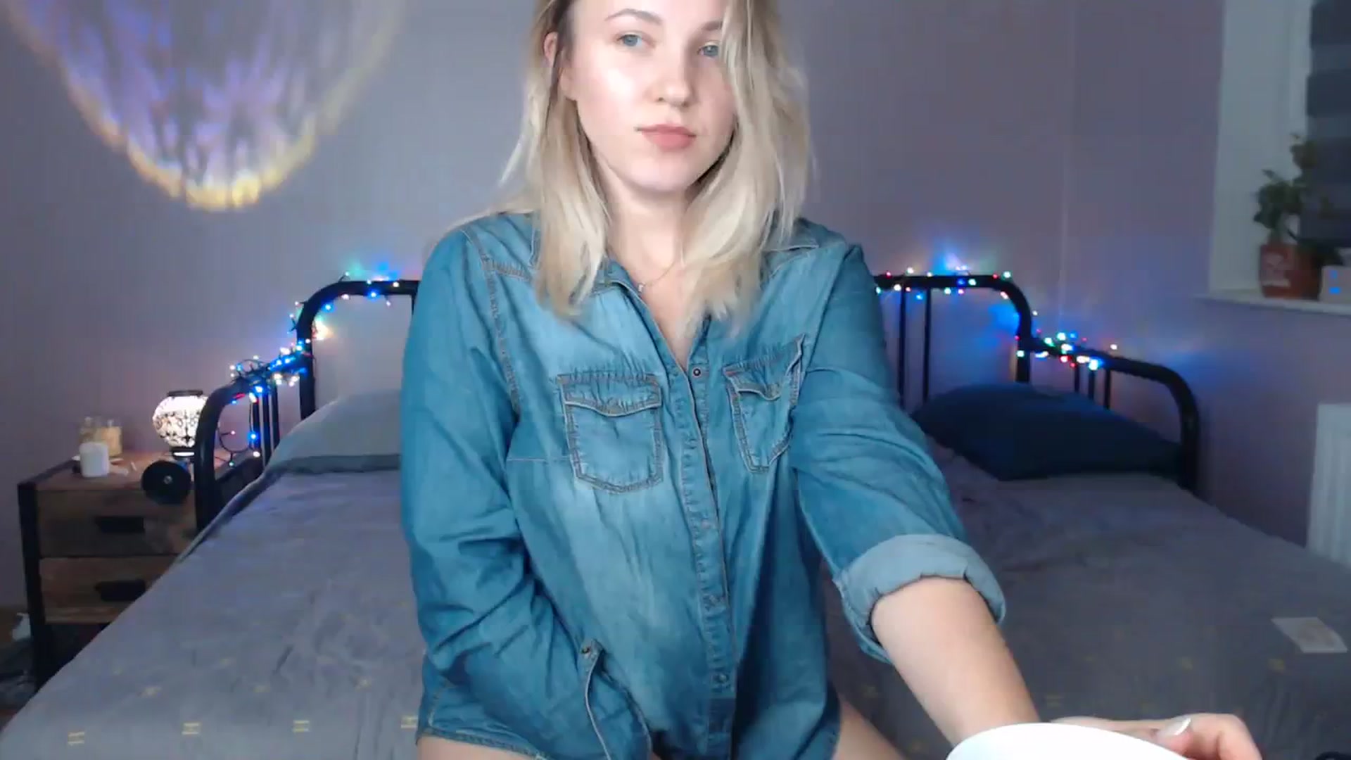 Gallery image thumbnail from Li_lit's myfreecams stream on, 12/04/2023, 01:34 image 1 of 20