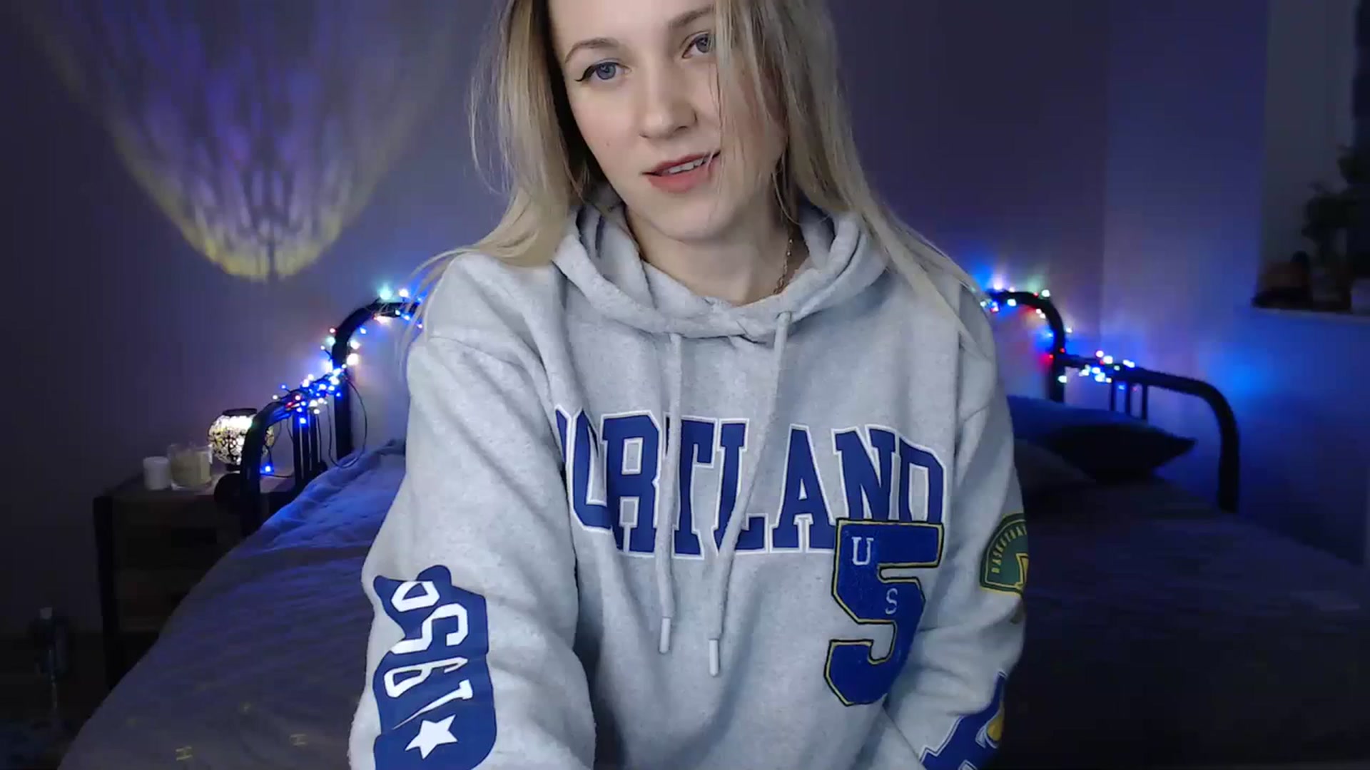 Gallery image thumbnail from Li_lit's myfreecams stream on, 12/07/2023, 23:55 image 17 of 20