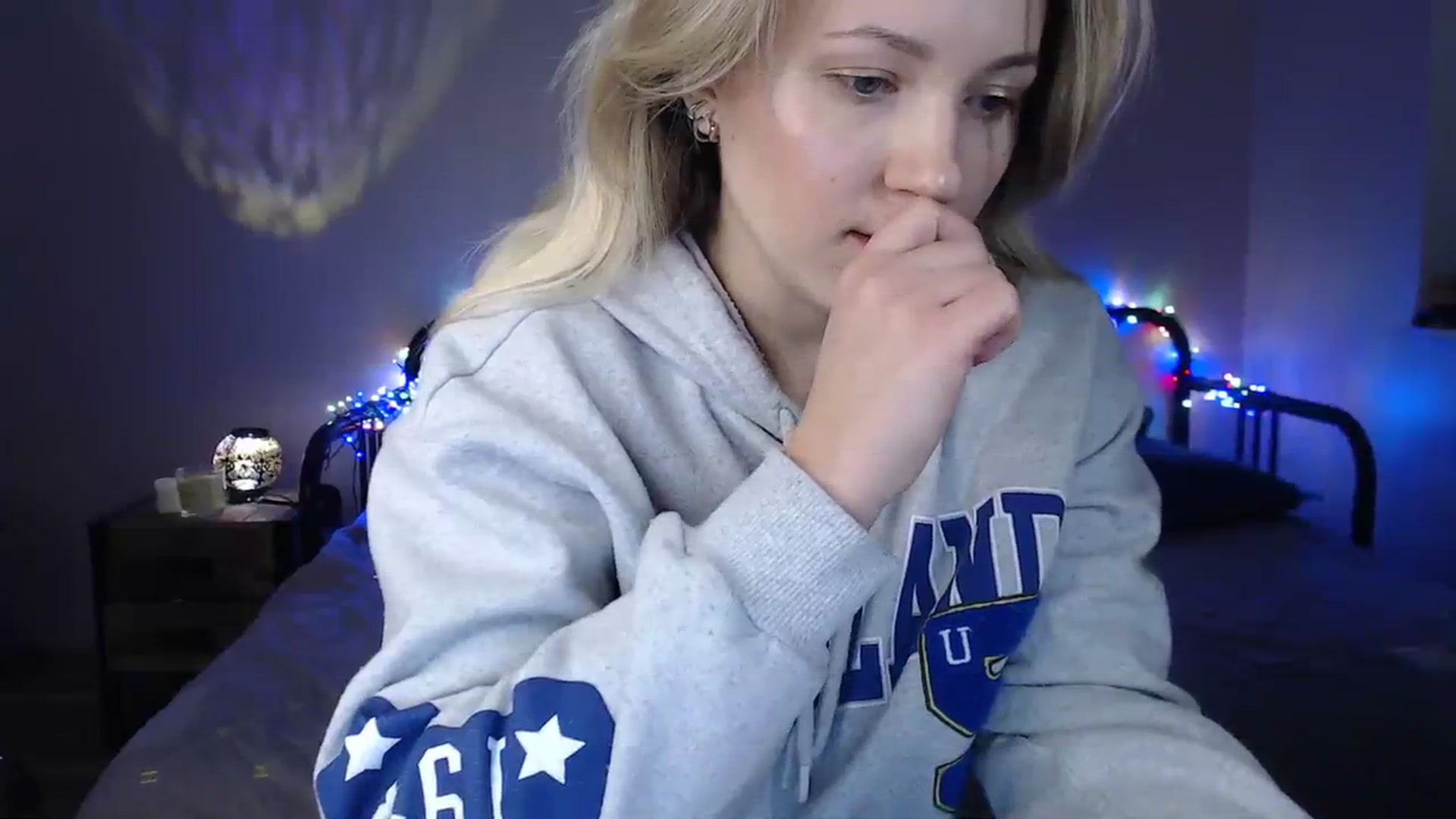 Gallery image thumbnail from Li_lit's myfreecams stream on, 12/09/2023, 24:18 image 12 of 20