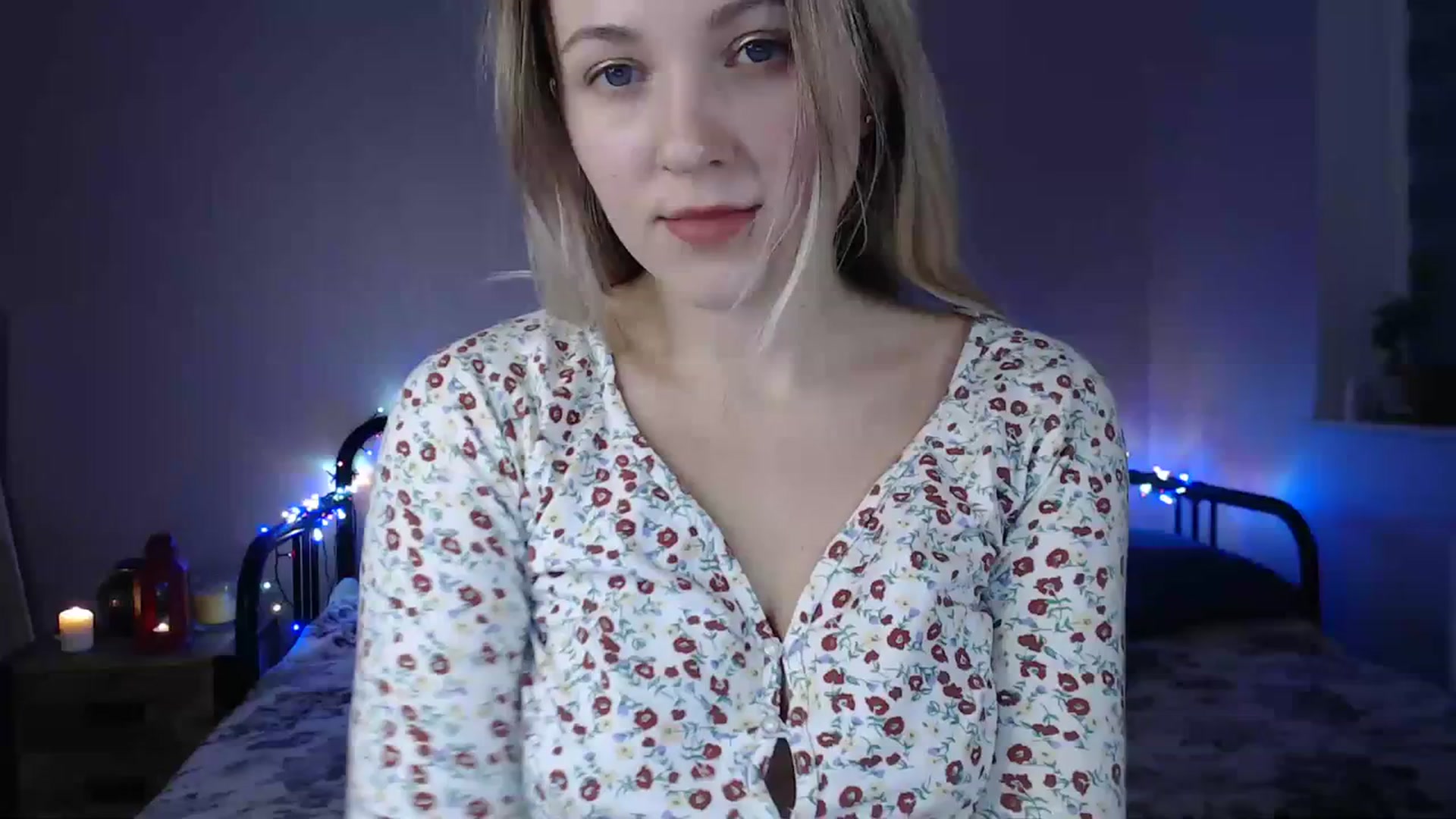 Gallery image thumbnail from Li_lit's myfreecams stream on, 12/20/2023, 23:55 image 6 of 20