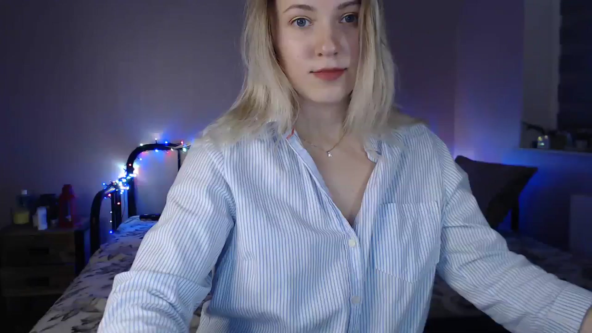 Gallery image thumbnail from Li_lit's myfreecams stream on, 12/29/2023, 23:04 image 11 of 20