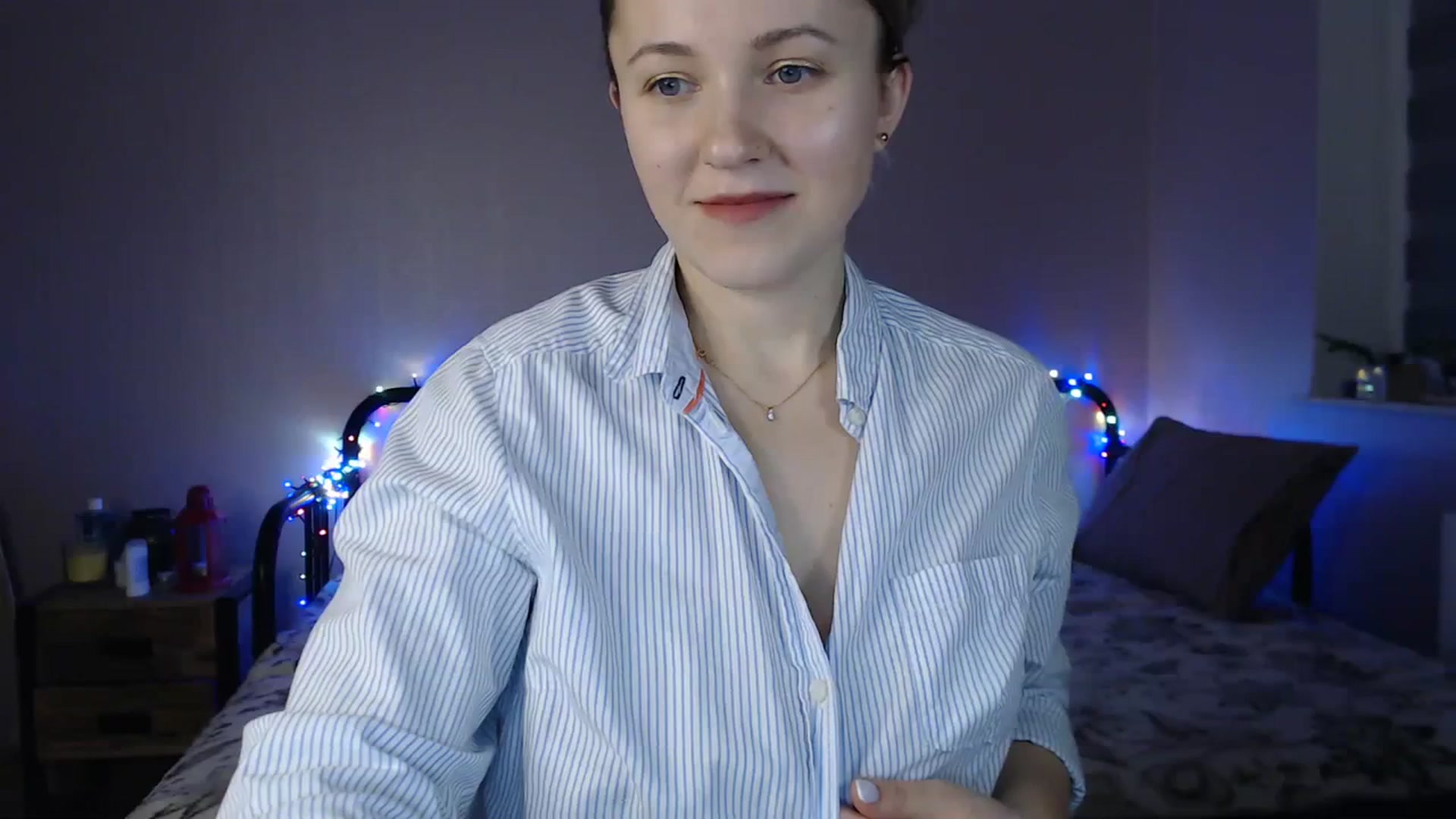 Gallery image thumbnail from Li_lit's myfreecams stream on, 12/29/2023, 23:04 image 16 of 20