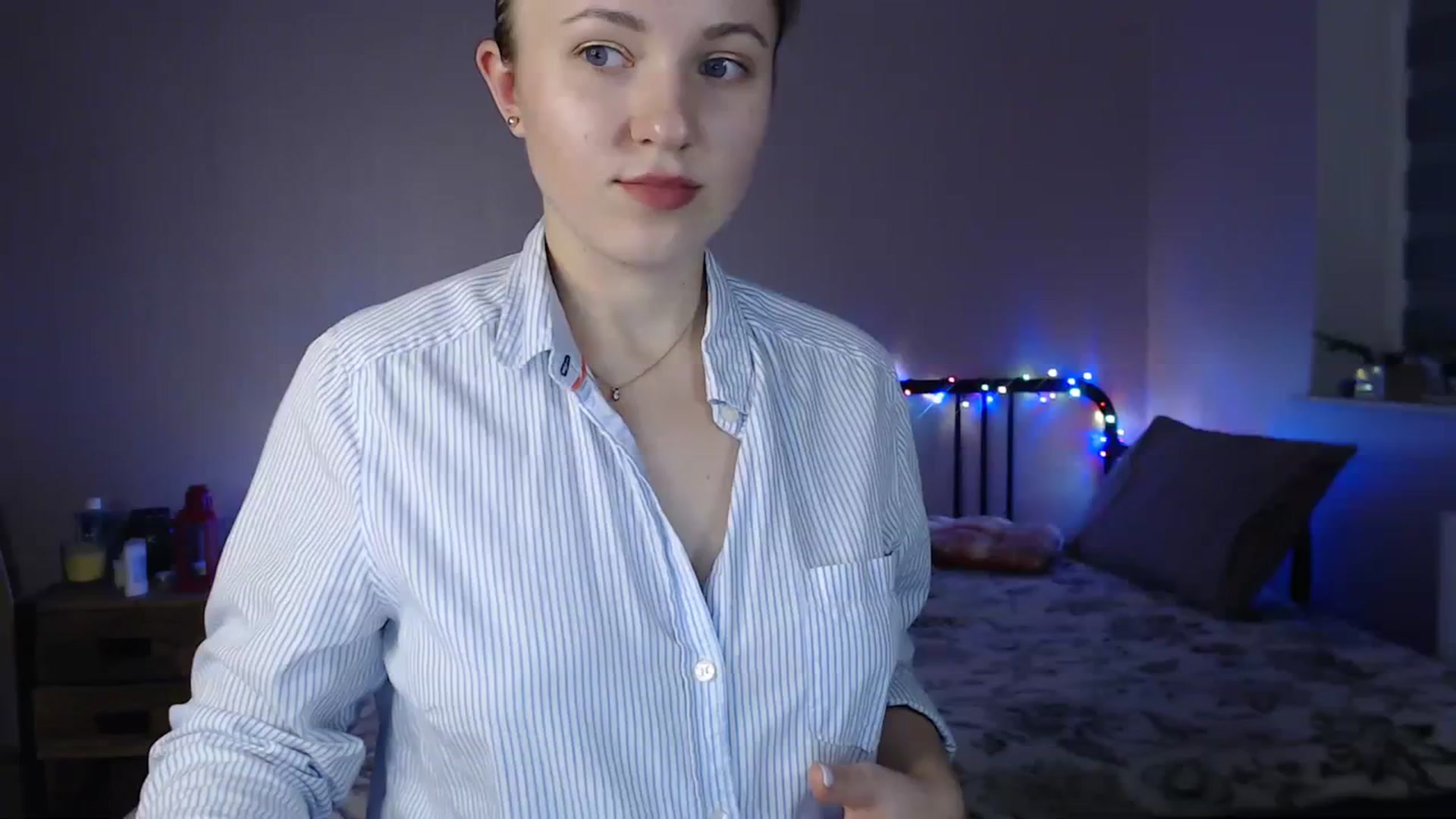 Gallery image thumbnail from Li_lit's myfreecams stream on, 12/29/2023, 23:04 image 17 of 20