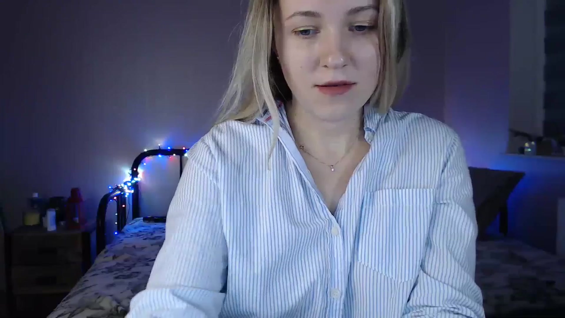 Gallery image thumbnail from Li_lit's myfreecams stream on, 12/29/2023, 23:04 image 15 of 20