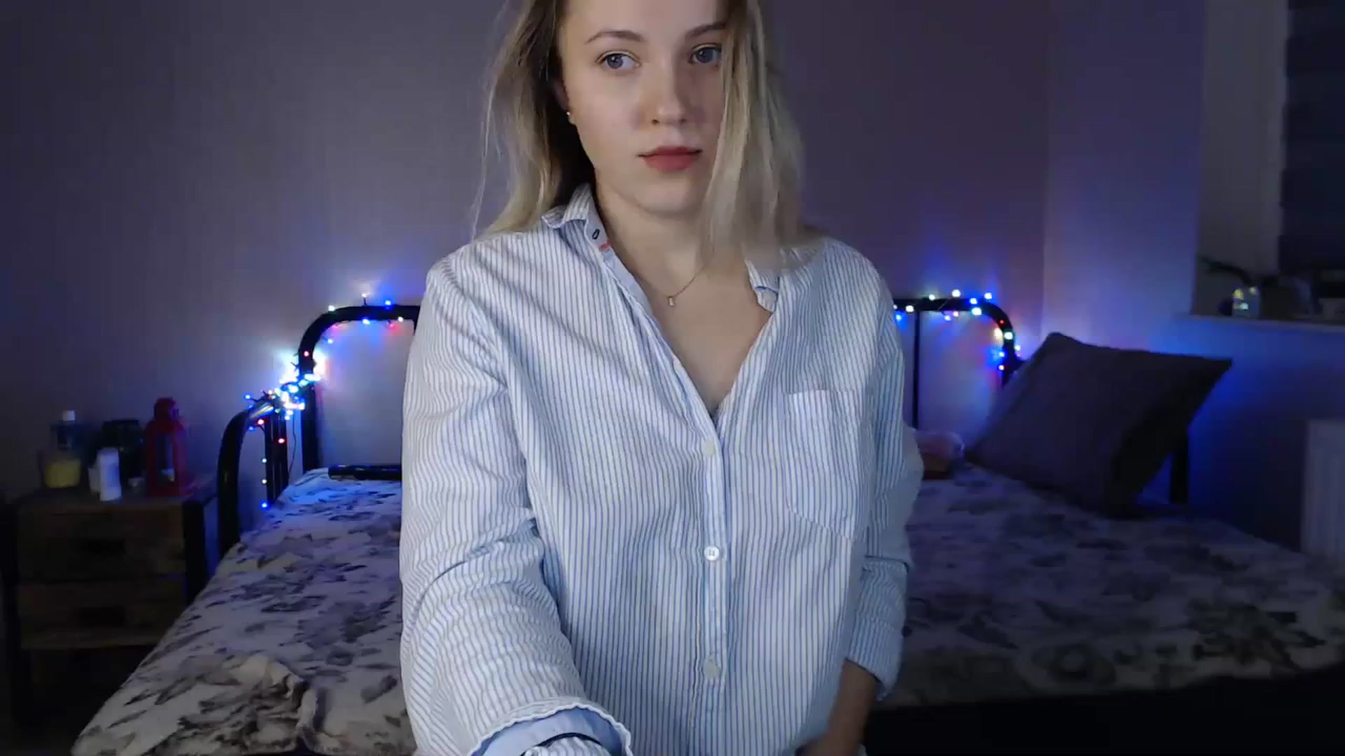 Gallery image thumbnail from Li_lit's myfreecams stream on, 12/29/2023, 23:04 image 7 of 20