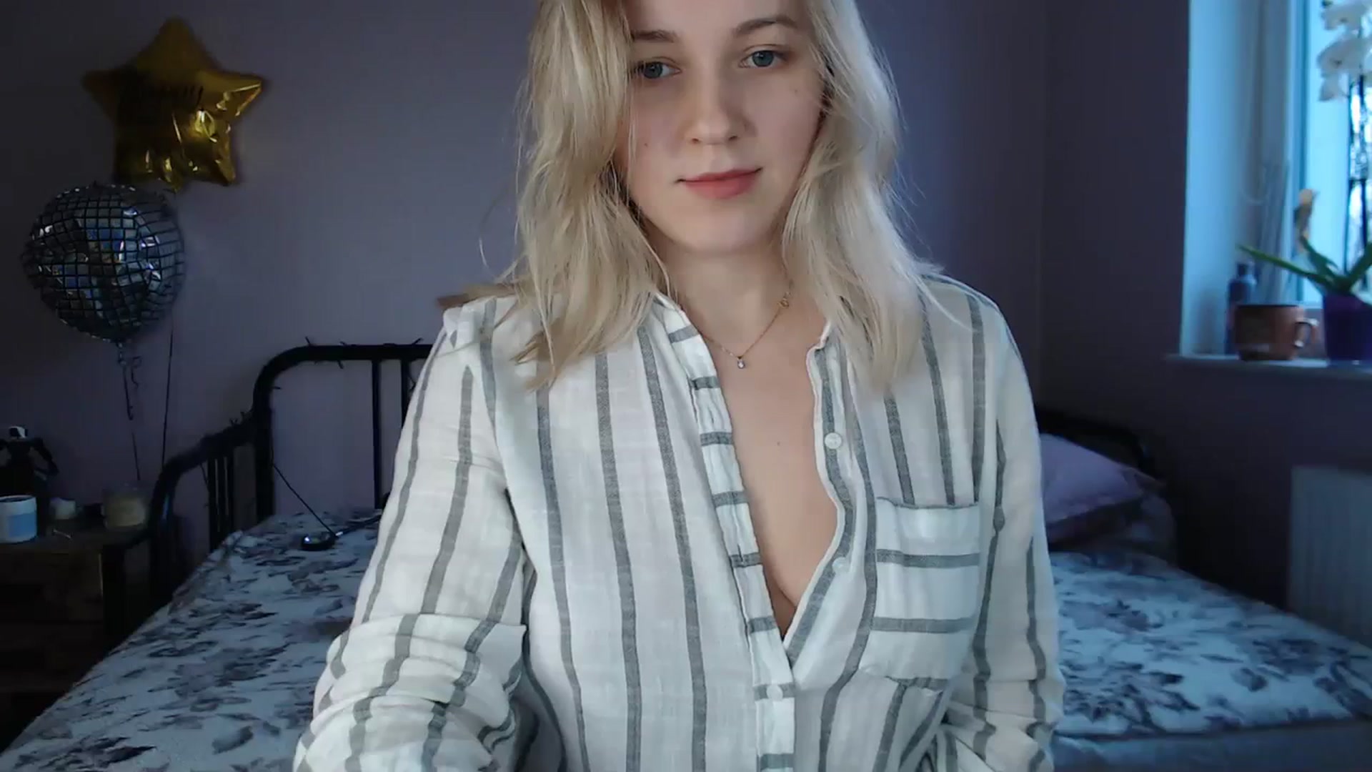Gallery image thumbnail from Li_lit's myfreecams stream on, 02/23/2024, 16:05 image 11 of 20