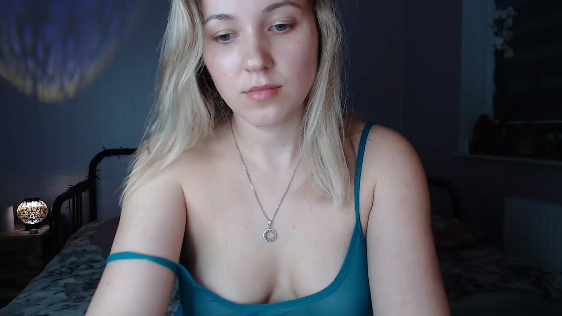 Gallery image thumbnail from Li_lit's myfreecams stream on, 04/09/2024, 24:02 image 9 of 20