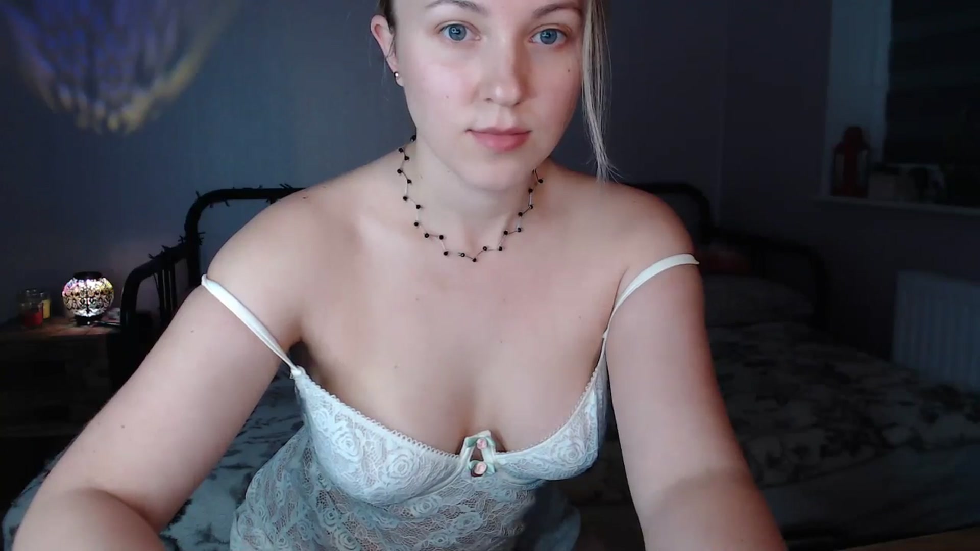 Gallery image thumbnail from Li_lit's myfreecams stream on, 05/18/2024, 22:50 image 6 of 20