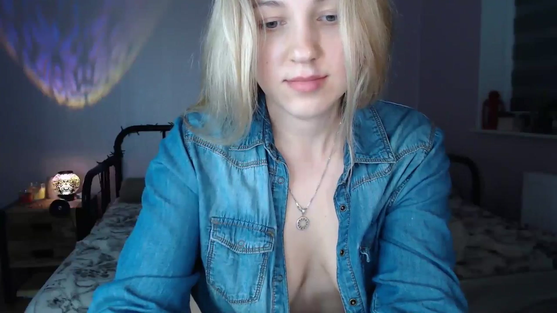 Gallery image thumbnail from Li_lit's myfreecams stream on, 05/20/2024, 22:50 image 18 of 20