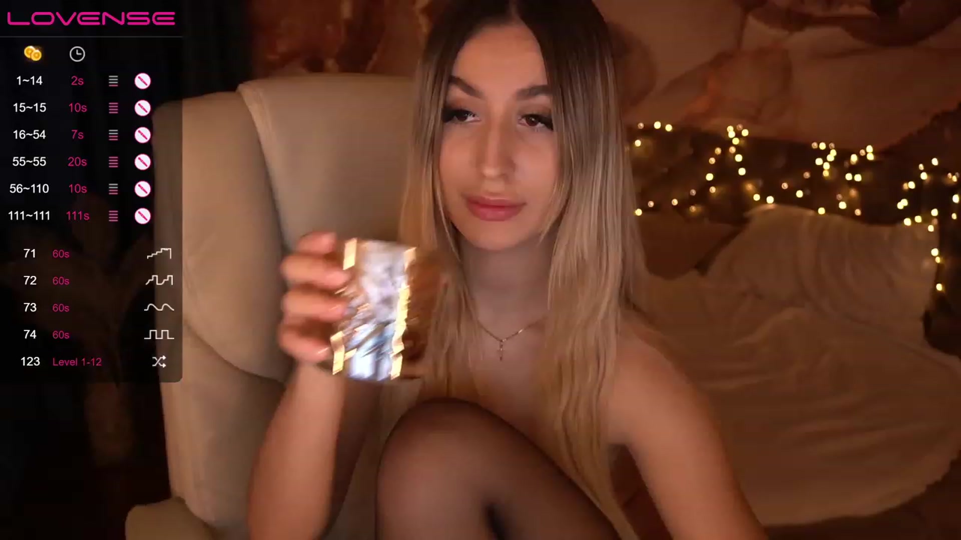 Gallery image thumbnail from LiaBrazzer's myfreecams stream on, 11/22/2022, 13:13 image 6 of 20