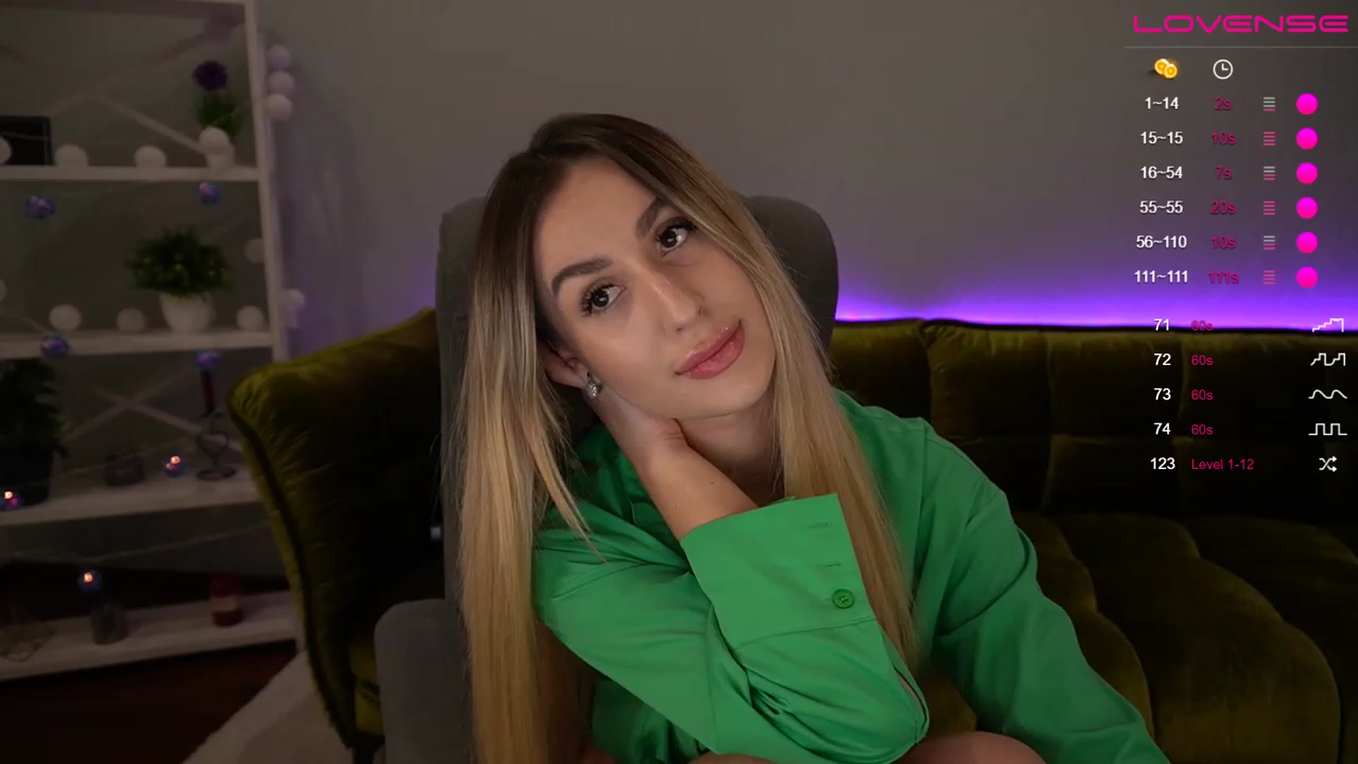 Gallery image thumbnail from LiaBrazzer's myfreecams stream on, 12/03/2022, 17:01 image 7 of 20