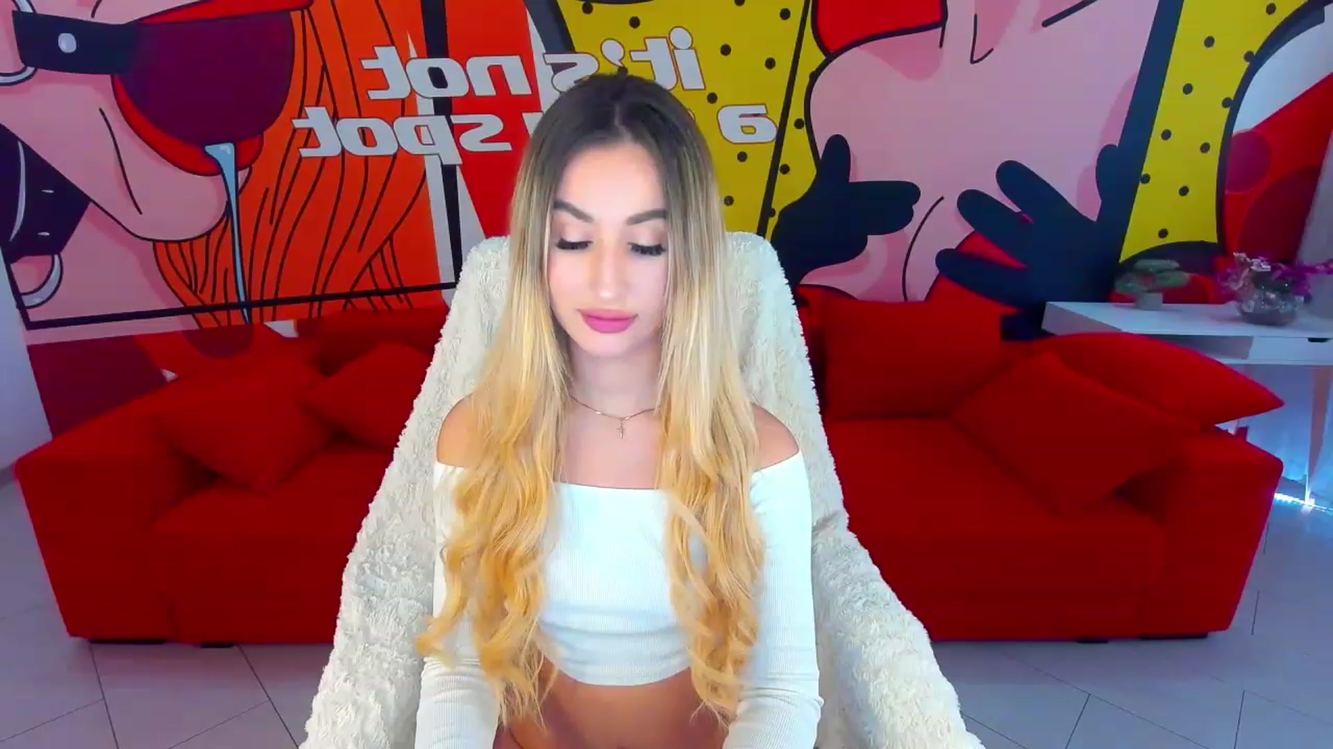 Gallery image thumbnail from LiaBrazzer's myfreecams stream on, 12/04/2022, 11:12 image 11 of 20