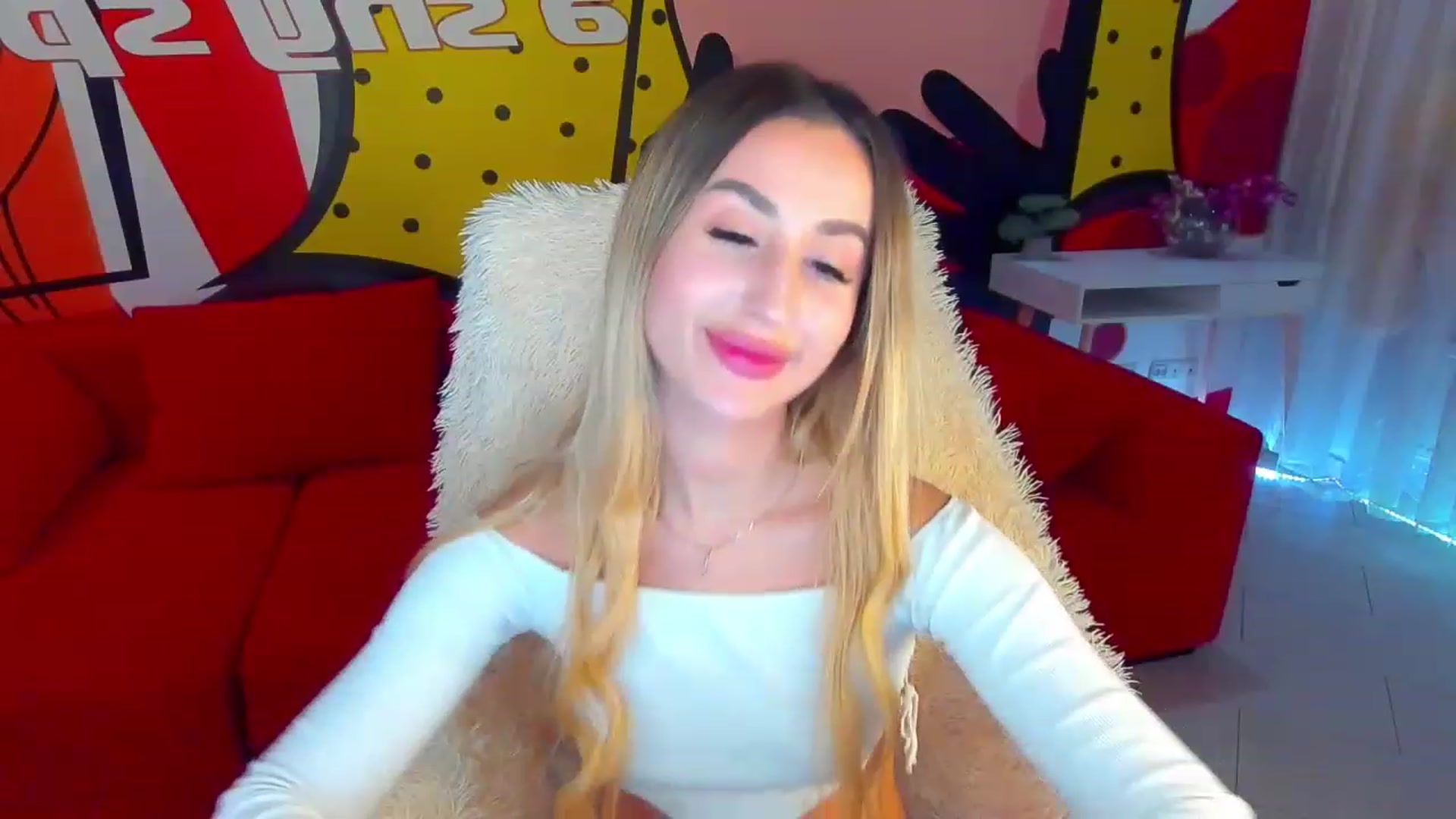 Gallery image thumbnail from LiaBrazzer's myfreecams stream on, 12/04/2022, 19:03 image 11 of 20
