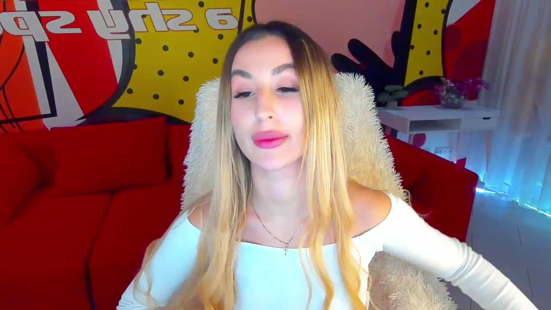 Gallery image thumbnail from LiaBrazzer's myfreecams stream on, 12/04/2022, 19:03 image 9 of 20