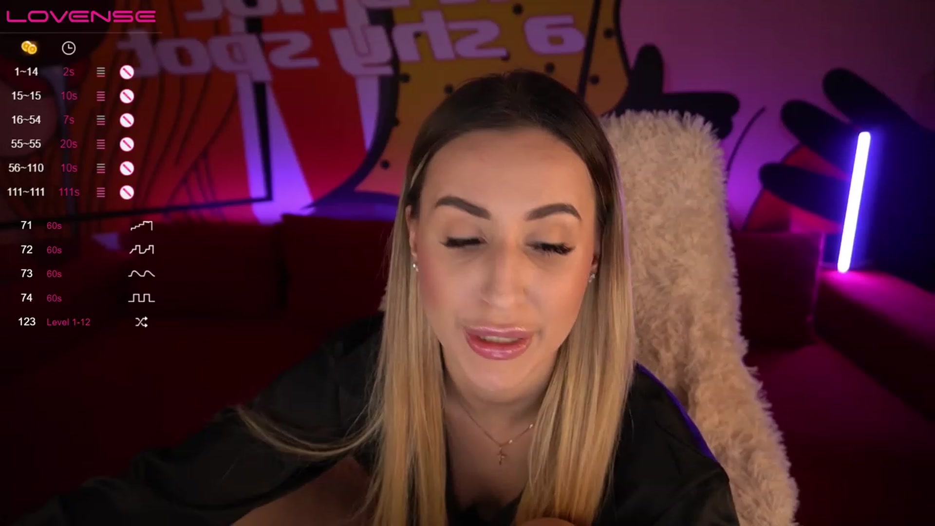 Gallery image thumbnail from LiaBrazzer's myfreecams stream on, 12/11/2022, 17:07 image 3 of 20