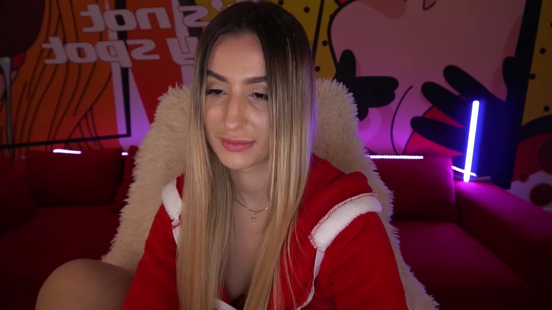 Gallery image thumbnail from LiaBrazzer's myfreecams stream on, 12/18/2022, 16:04 image 20 of 20