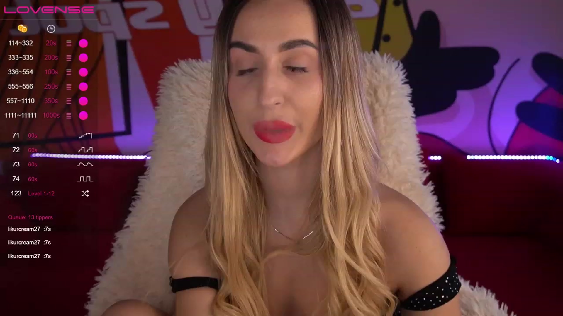 Gallery image thumbnail from LiaBrazzer's myfreecams stream on, 12/24/2022, 14:30 image 12 of 20