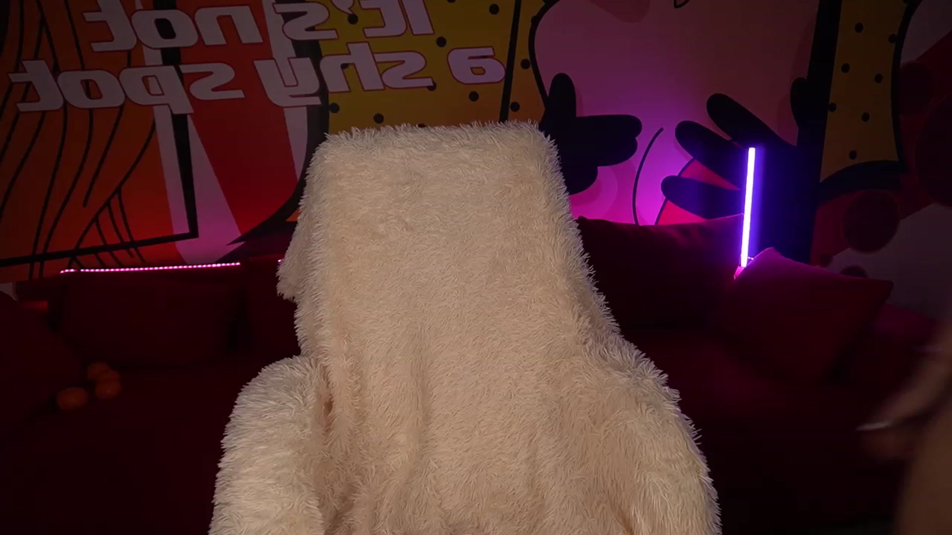 Gallery image thumbnail from LiaBrazzer's myfreecams stream on, 12/28/2022, 19:22 image 11 of 20