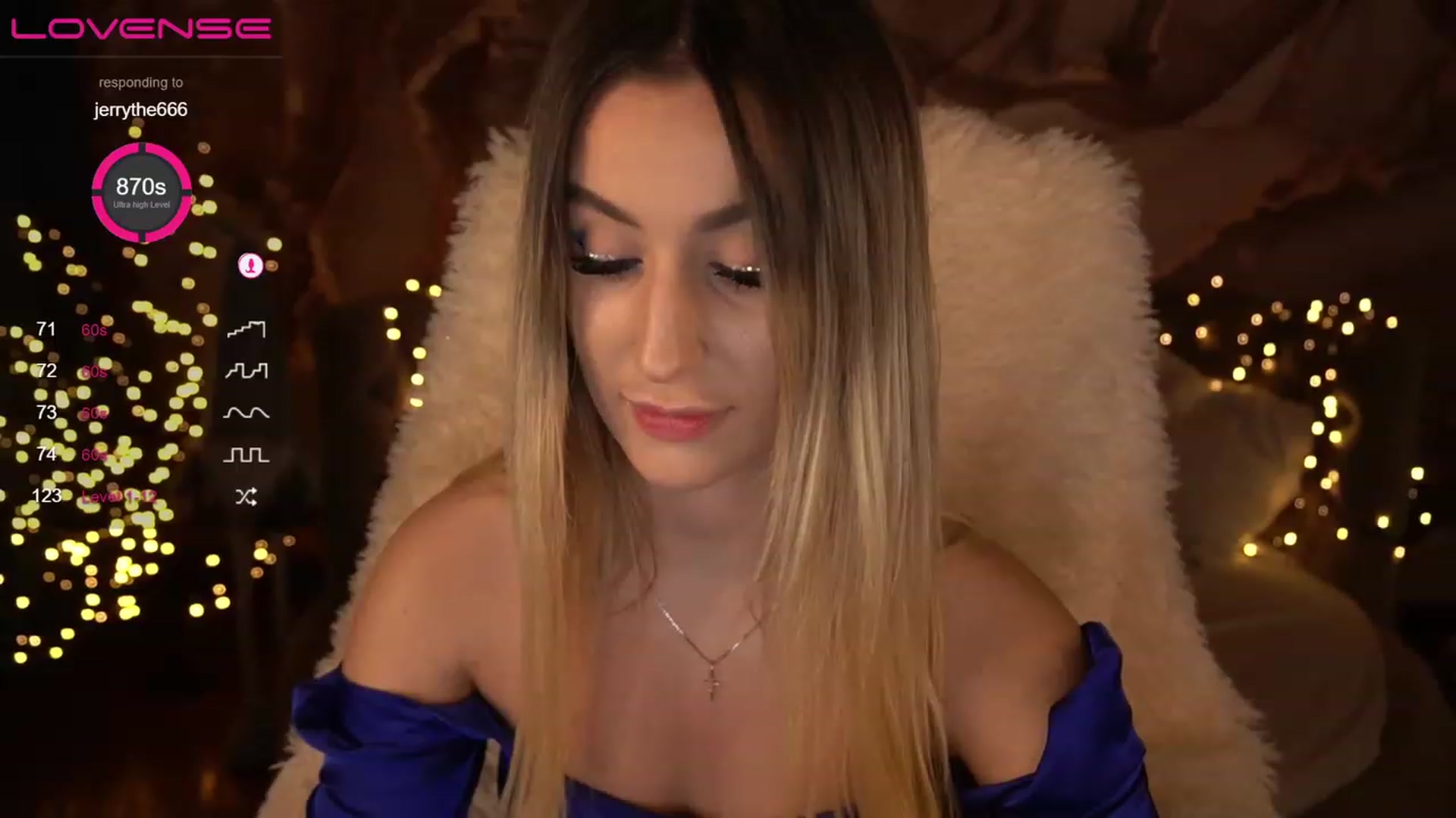 Gallery image thumbnail from LiaBrazzer's myfreecams stream on, 12/31/2022, 16:06 image 16 of 20