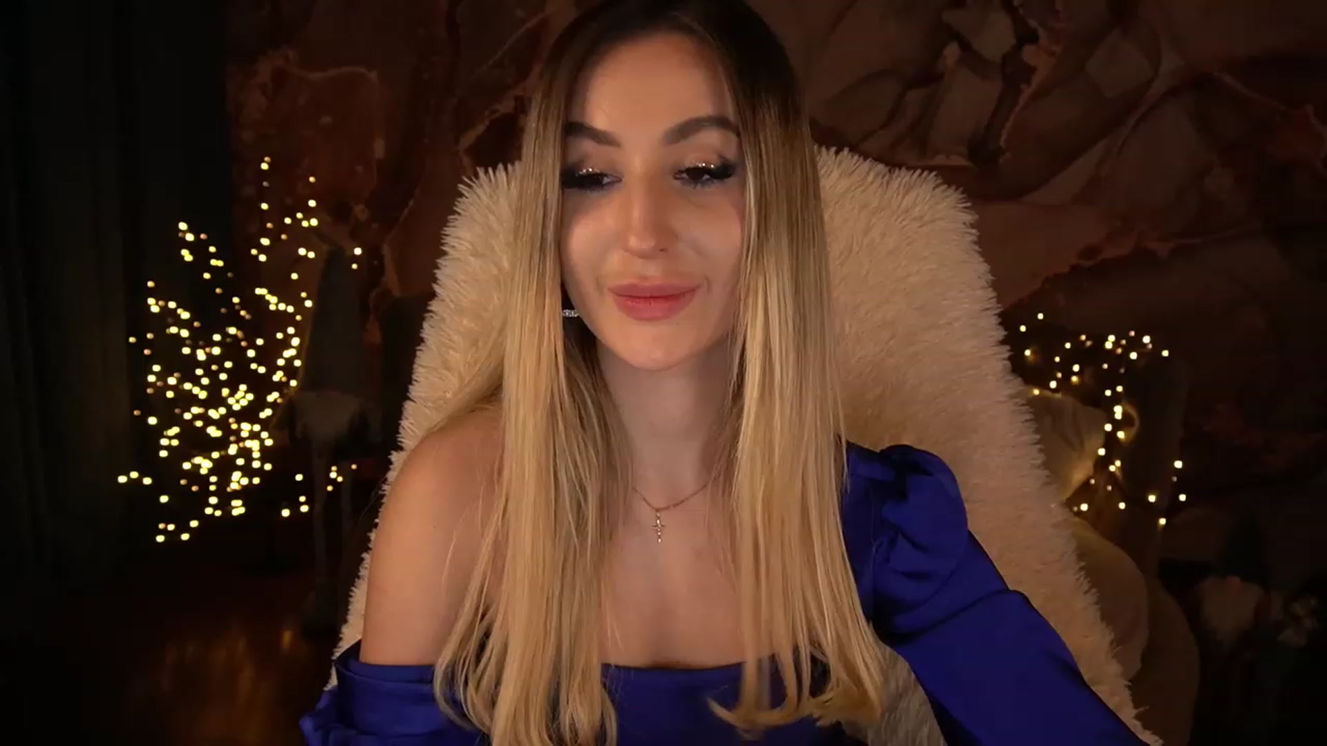 Gallery image thumbnail from LiaBrazzer's myfreecams stream on, 12/31/2022, 18:35 image 20 of 20