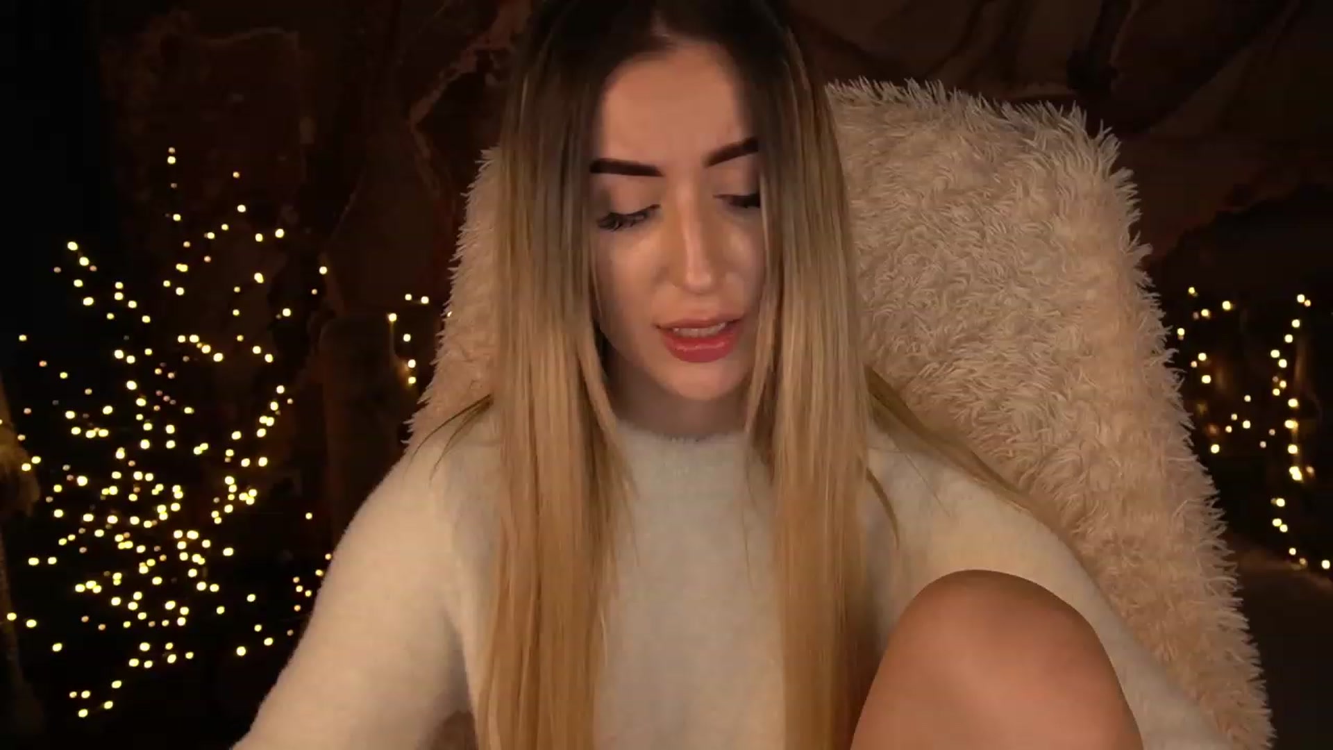 Gallery image thumbnail from LiaBrazzer's myfreecams stream on, 01/06/2023, 16:41 image 11 of 20
