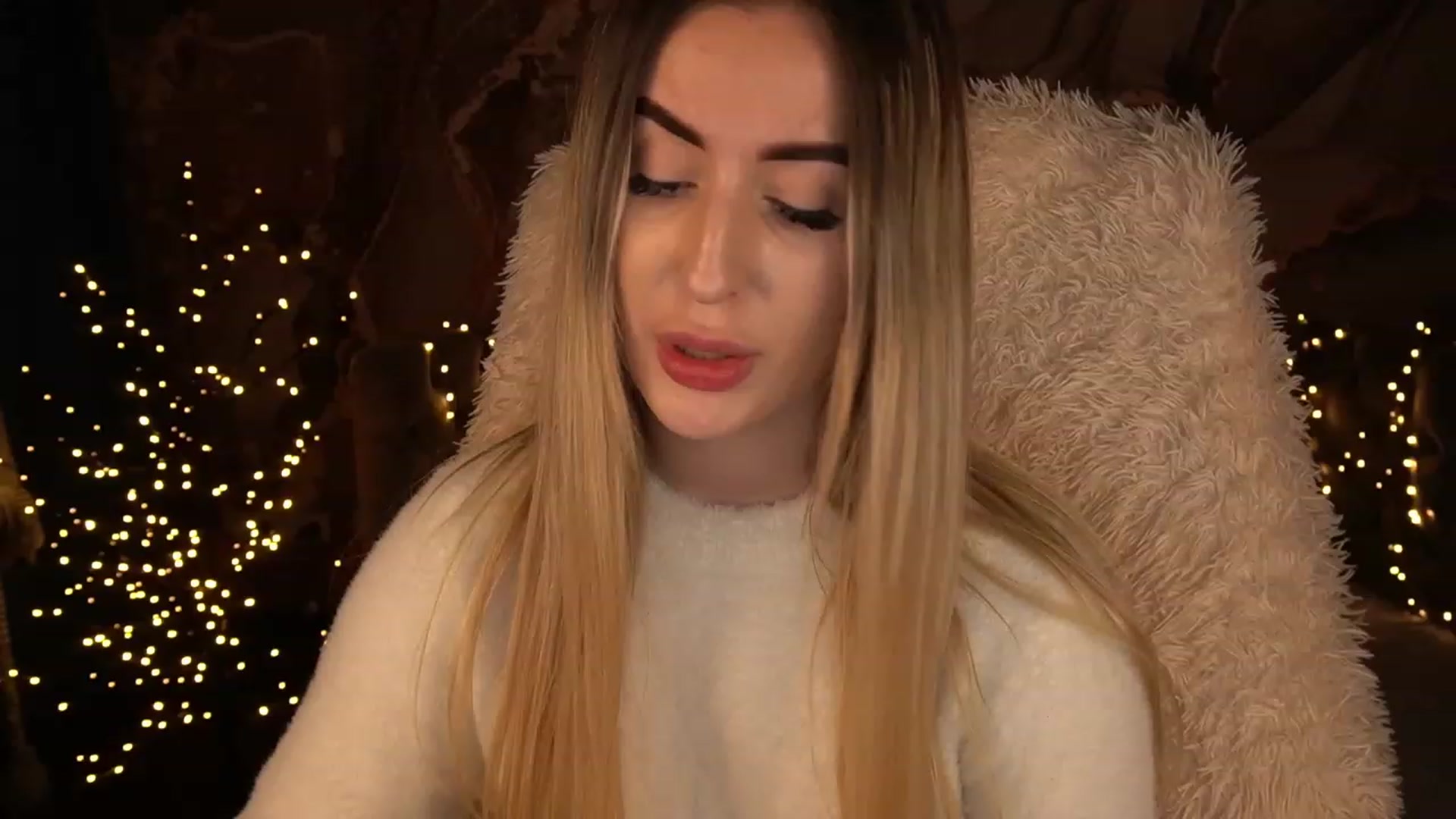 Gallery image thumbnail from LiaBrazzer's myfreecams stream on, 01/06/2023, 16:41 image 4 of 20