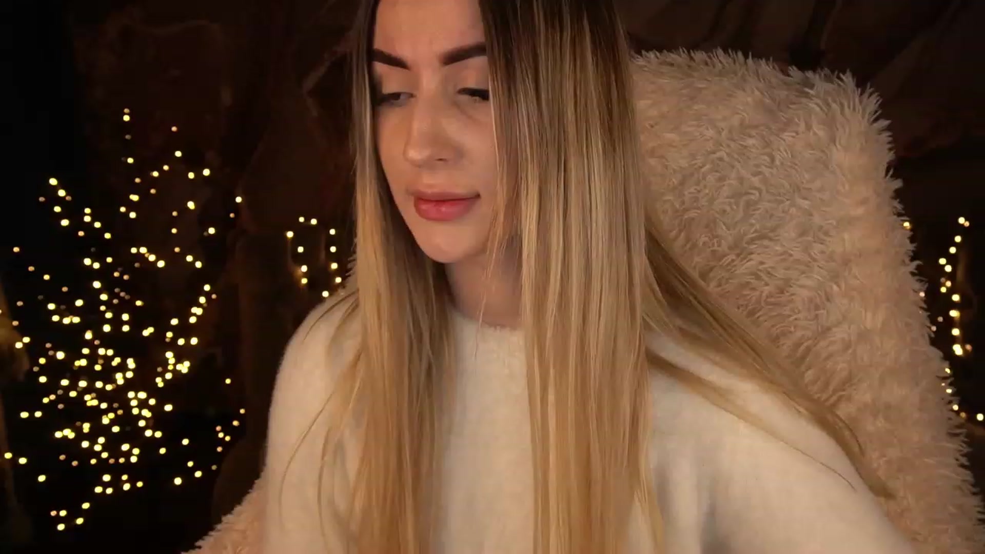 Gallery image thumbnail from LiaBrazzer's myfreecams stream on, 01/06/2023, 16:41 image 2 of 20