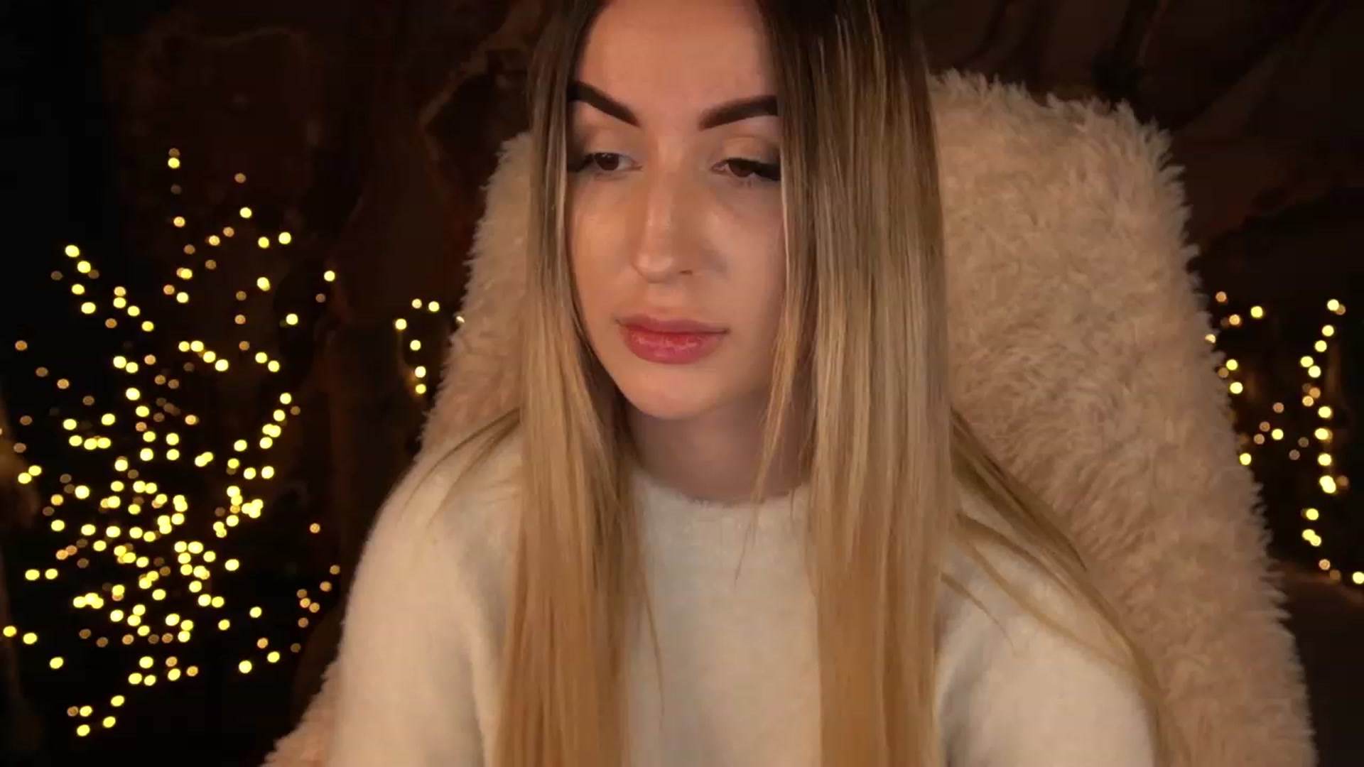 Gallery image thumbnail from LiaBrazzer's myfreecams stream on, 01/06/2023, 16:41 image 5 of 20