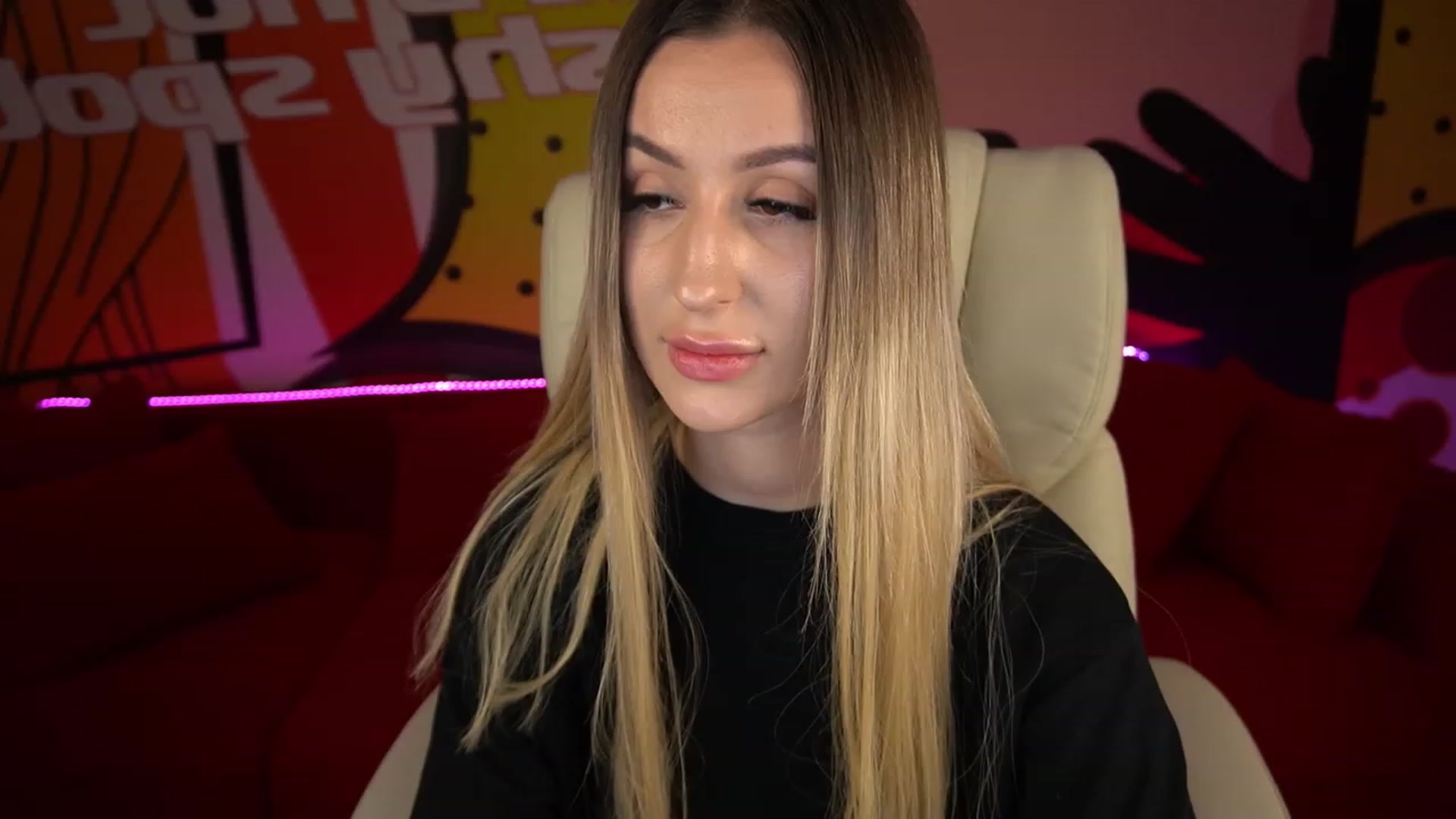 Gallery image thumbnail from LiaBrazzer's myfreecams stream on, 01/15/2023, 16:22 image 11 of 20