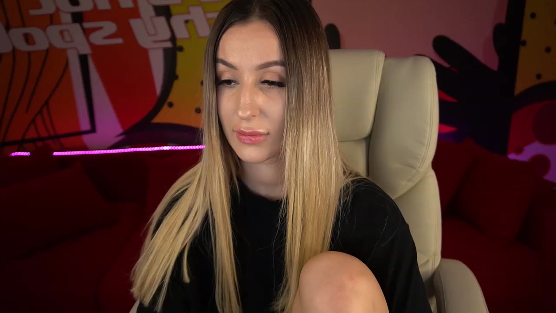 Gallery image thumbnail from LiaBrazzer's myfreecams stream on, 01/15/2023, 16:22 image 1 of 20
