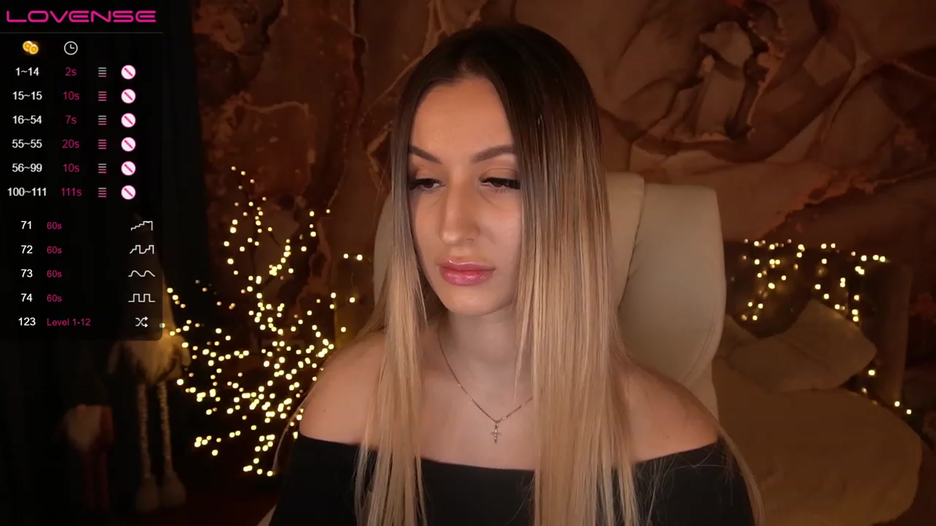 Gallery image thumbnail from LiaBrazzer's myfreecams stream on, 01/18/2023, 17:01 image 3 of 20