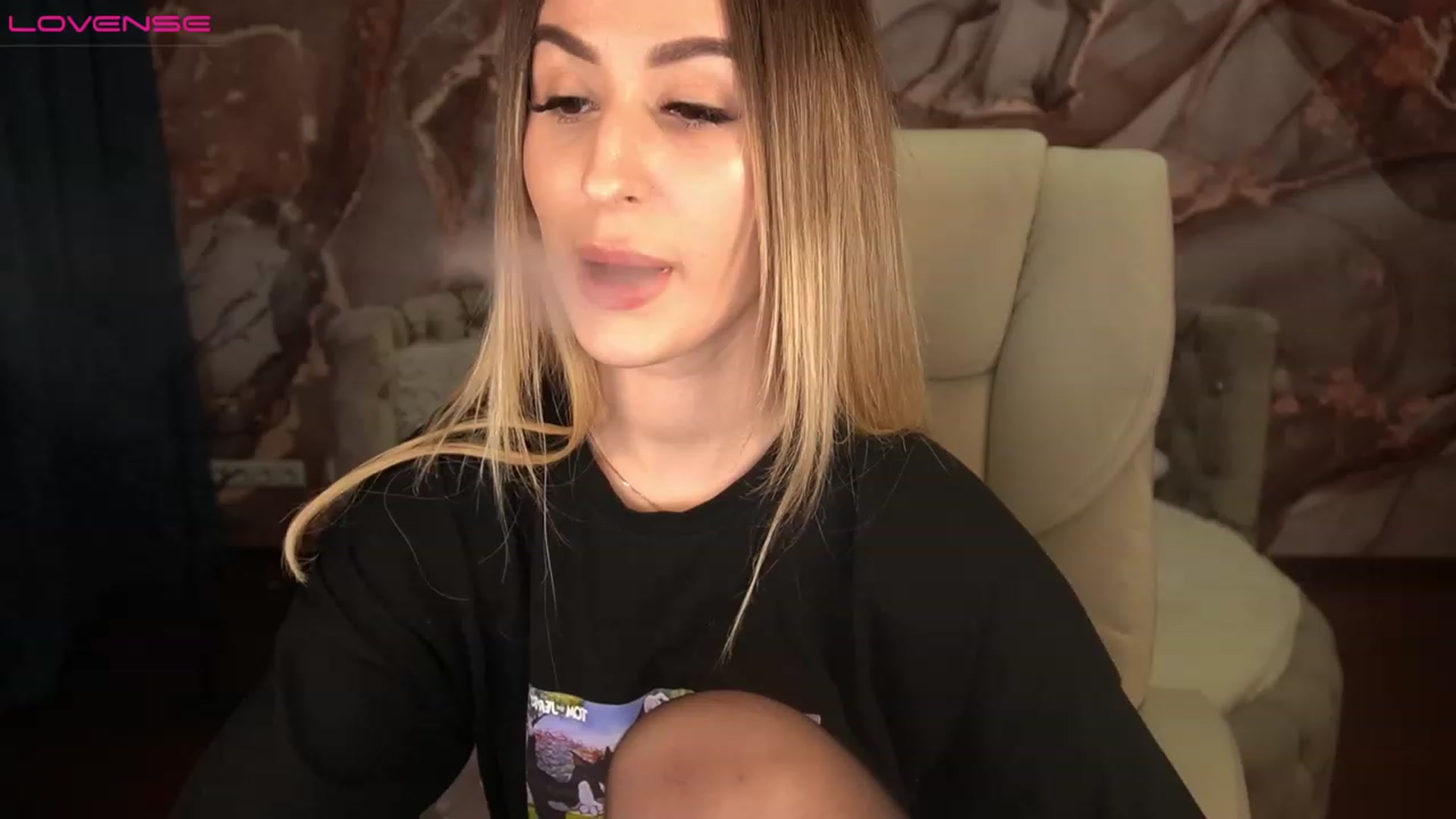 Gallery image thumbnail from LiaBrazzer's myfreecams stream on, 01/22/2023, 09:52 image 9 of 20